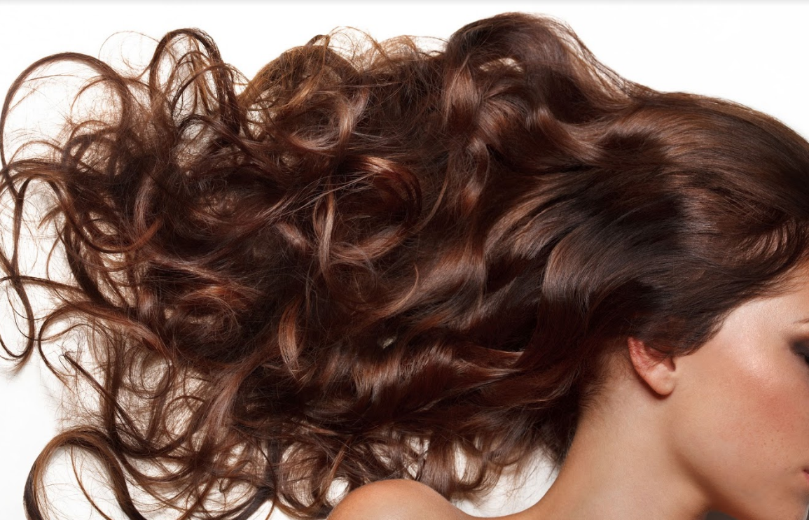 Color: Servicios de Salón de Peluquería y Estética Iraga Color: Servicios de Salón de Peluquería y Estética Iraga