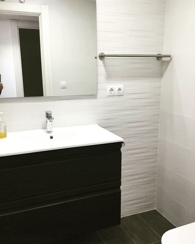 Reforma cuarto de baño: Servicios de Reformas en Zaragoza ROMAR Reforma cuarto de baño: Servicios de Reformas en Zaragoza ROMAR