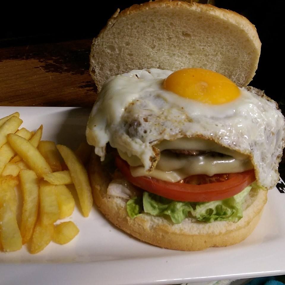 Hamburguesas 100% Carne de Vacuno: Nuestra carta de Bar Cervecería Pepe Hamburguesas 100% Carne de Vacuno: Nuestra carta de Bar Cervecería Pepe