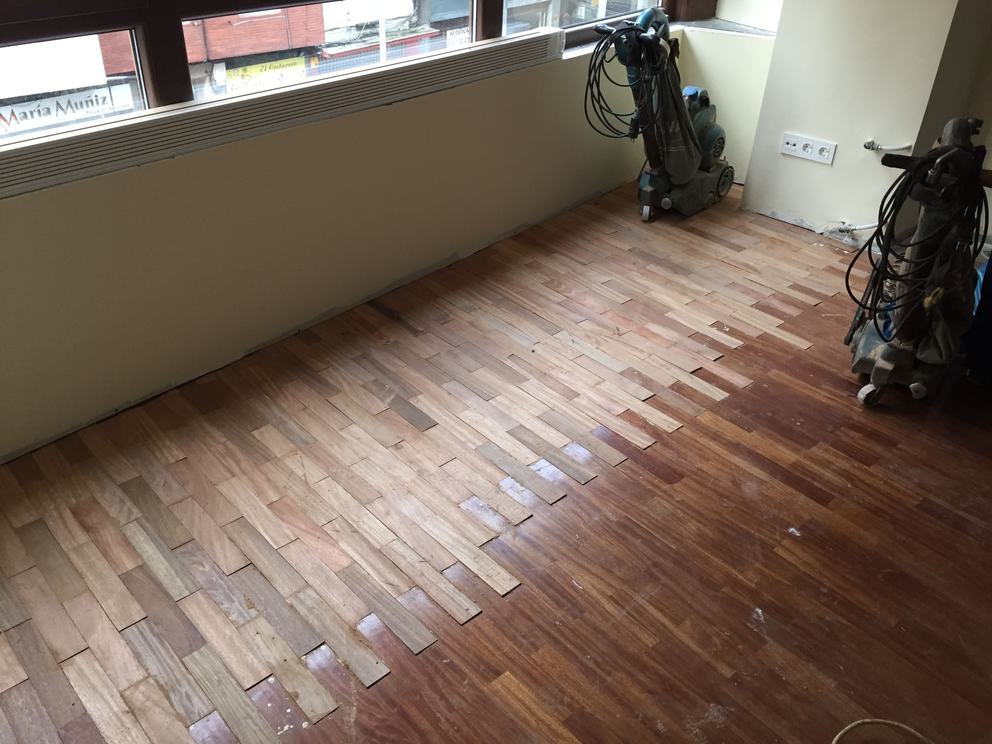 Parquets y tarimas: Servicios de Ventanas Vetusta Parquets y tarimas: Servicios de Ventanas Vetusta