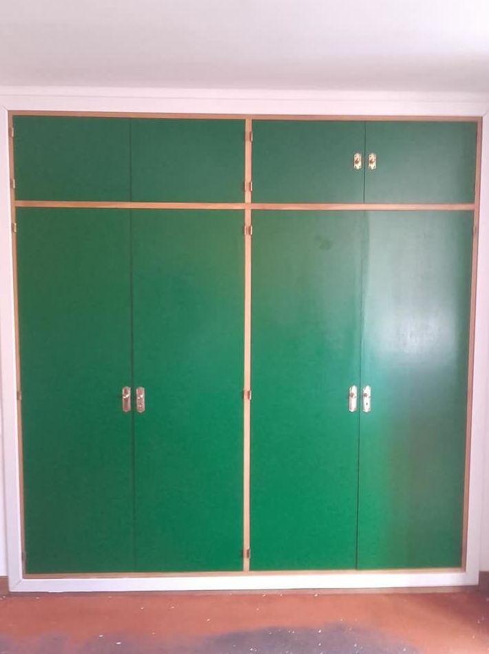 Lacado de puertas: Servicios de Pinturas Giovanni Lacado de puertas: Servicios de Pinturas Giovanni