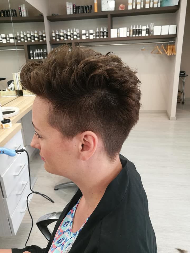 Cortes de pelo: Servicios de Zoe Estilista Cortes de pelo: Servicios de Zoe Estilista