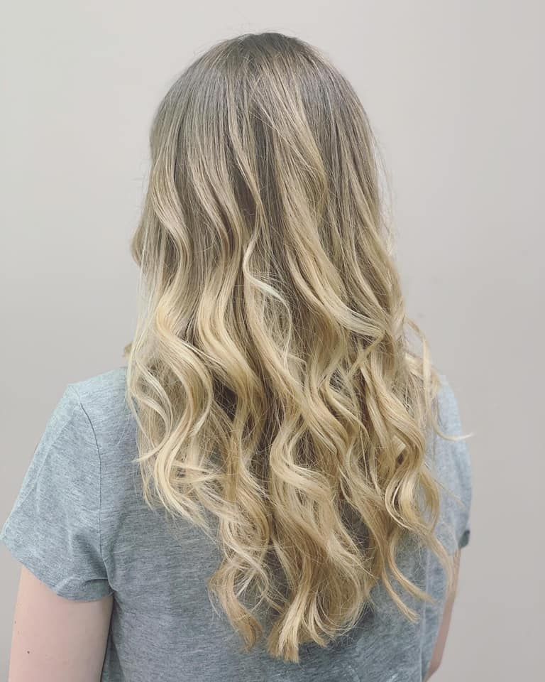 Mechas balayages: Servicios de Zoe Estilista Mechas balayages: Servicios de Zoe Estilista