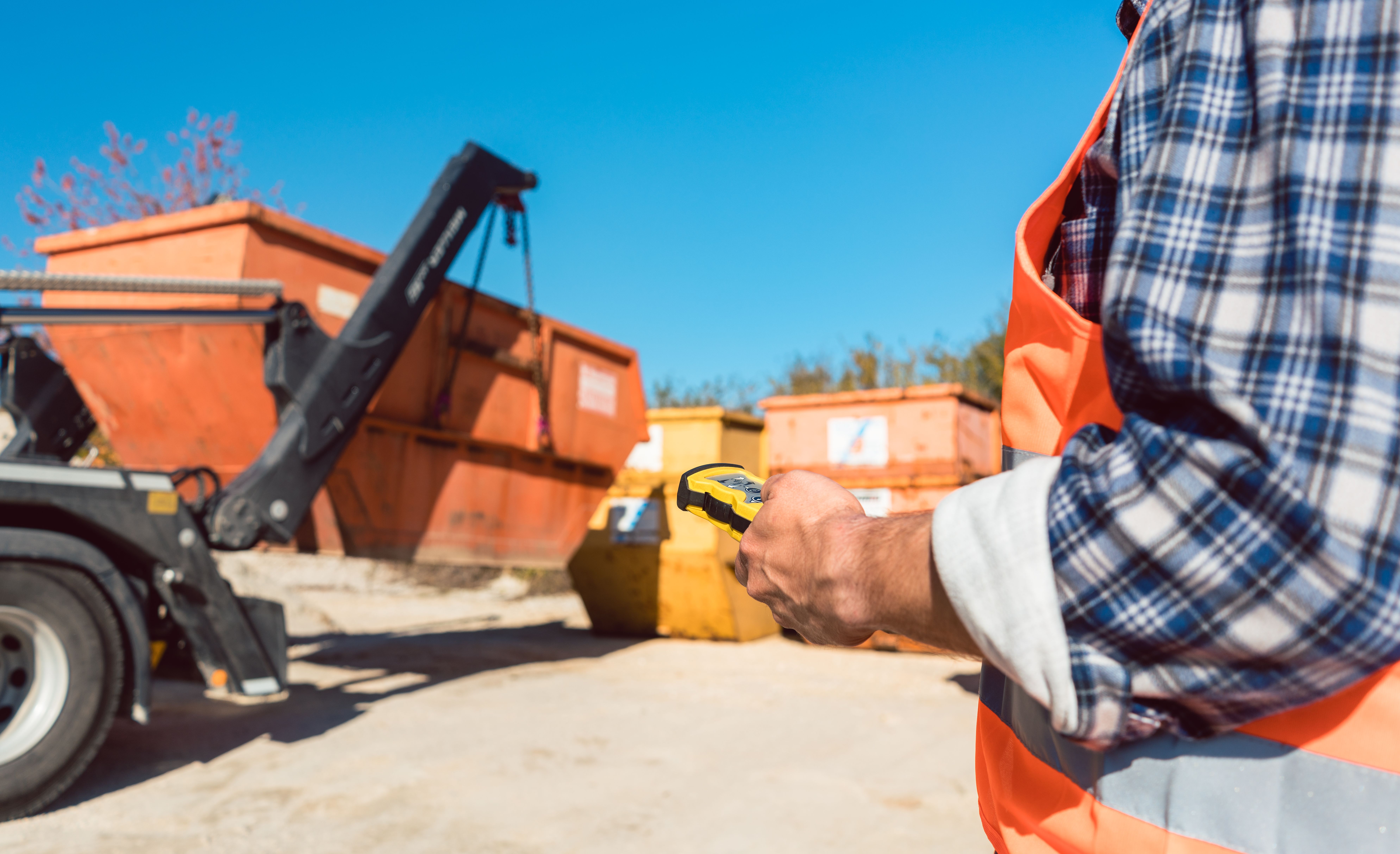 Contenedores de residuos: Servicios de Excavaciones y Transportes Tardio S. L Contenedores de residuos: Servicios de Excavaciones y Transportes Tardio S. L