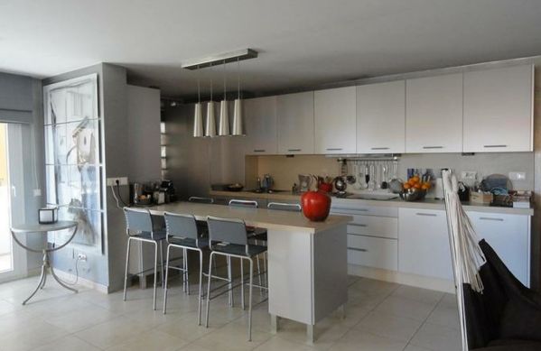 Nueva Andalucía – Apartamento Planta Media / Ref.- ID-R3437188: Inmuebles de DreaMarbella Real Estate Nueva Andalucía – Apartamento Planta Media / Ref.- ID-R3437188: Inmuebles de DreaMarbella Real Estate