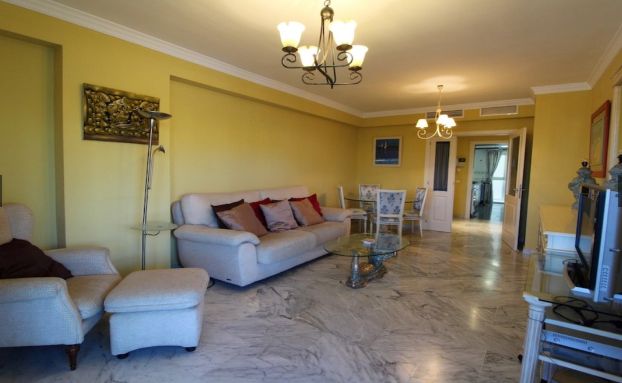 Marbella – Apartamento Planta Media / Ref.- ID-R3352972: Inmuebles de DreaMarbella Real Estate Marbella – Apartamento Planta Media / Ref.- ID-R3352972: Inmuebles de DreaMarbella Real Estate