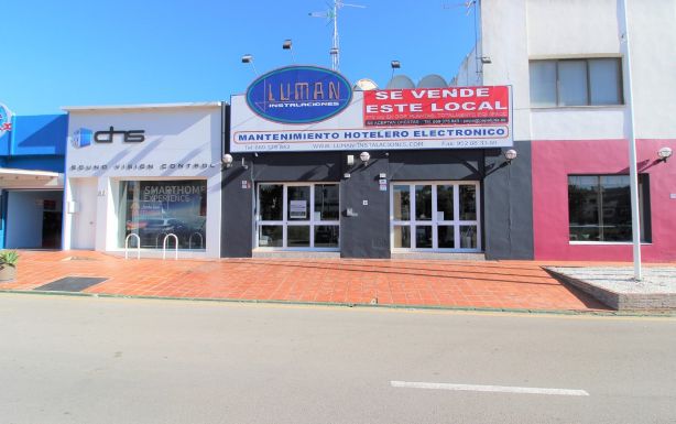 Atalaya – Tienda / Ref.- ID-R3421648: Inmuebles de DreaMarbella Real Estate Atalaya – Tienda / Ref.- ID-R3421648: Inmuebles de DreaMarbella Real Estate