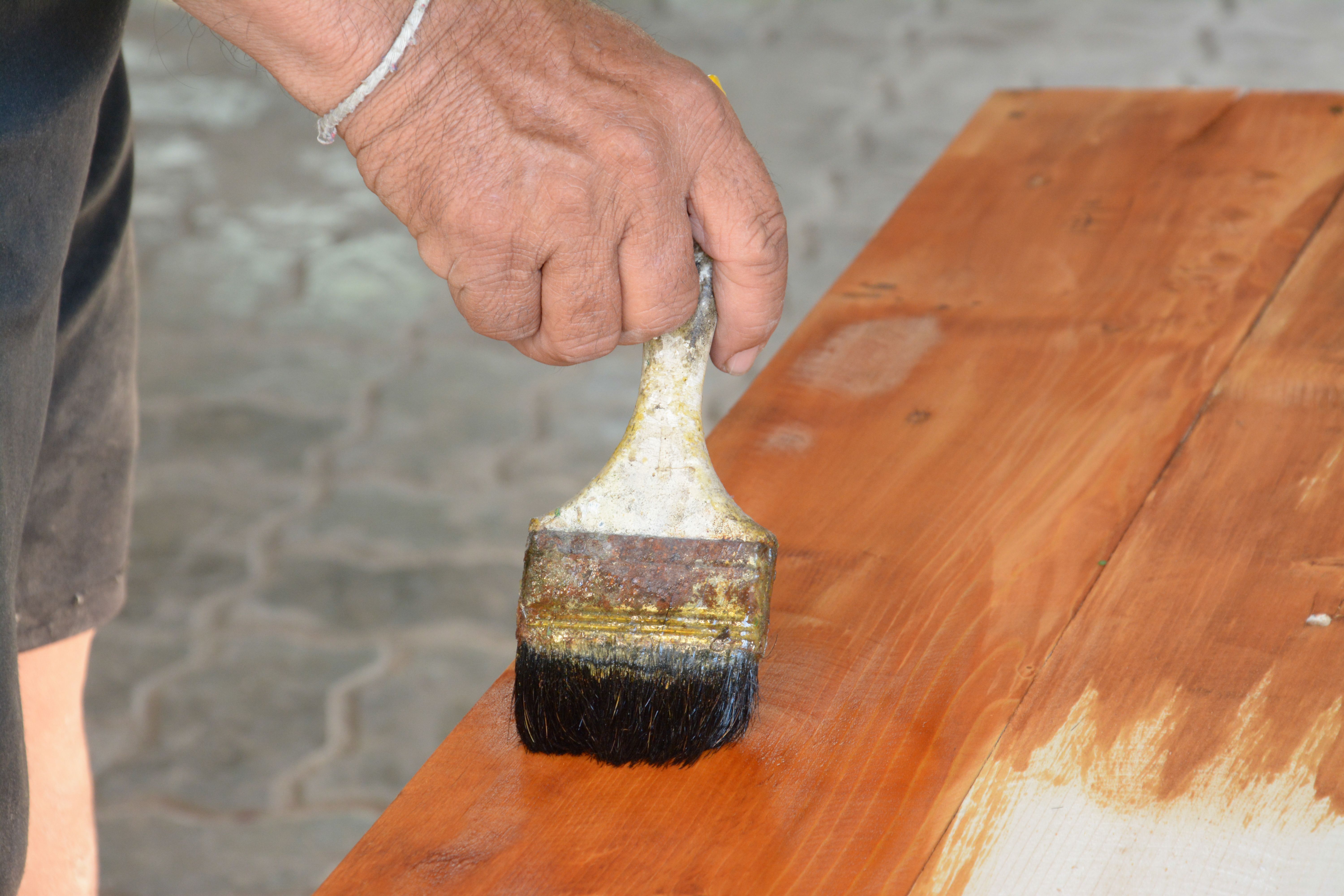 Tinte y barnizado de muebles de jardín: Servicios de Lacados Silva Tinte y barnizado de muebles de jardín: Servicios de Lacados Silva