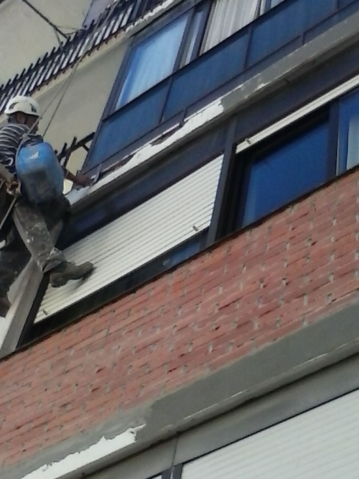 Reparacion de balcones y aleros en bilbao, basauri, barakaldo, santurce, getxo.... atendemos en todo bizkaia