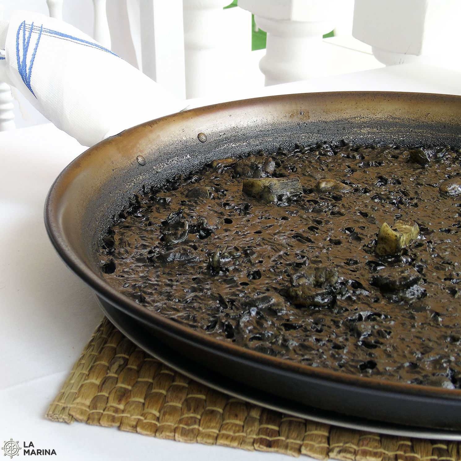 Paellas y Arroces: Carta de Restaurante La Marina Paellas y Arroces: Carta de Restaurante La Marina