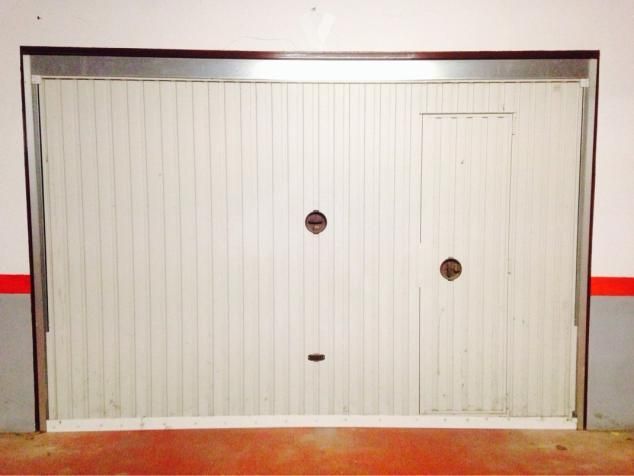 Puertas de garaje: Catálogo de Carpintería de Anento Puertas de garaje: Catálogo de Carpintería de Anento
