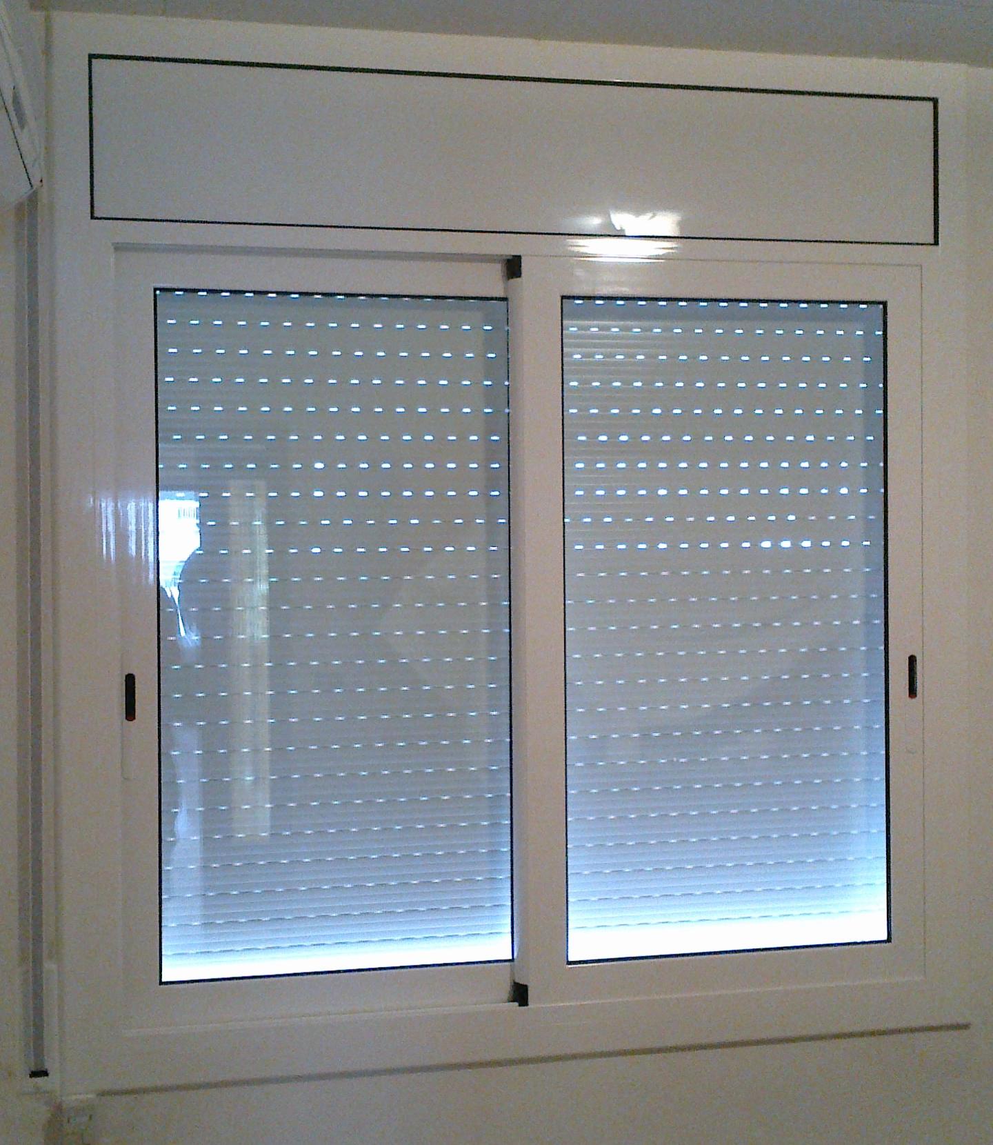 PERSIANA modelo obra de aluminio térmico blanco PERSIANA modelo obra de aluminio térmico blanco