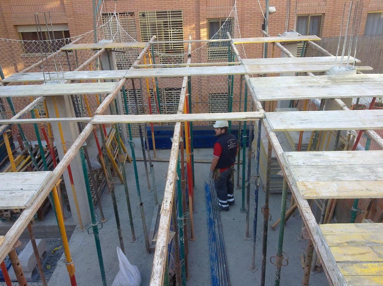 Construcción de estructuras.: Trabajos de Construcciones Reformas Hermanos Bordetas Construcción de estructuras.: Trabajos de Construcciones Reformas Hermanos Bordetas