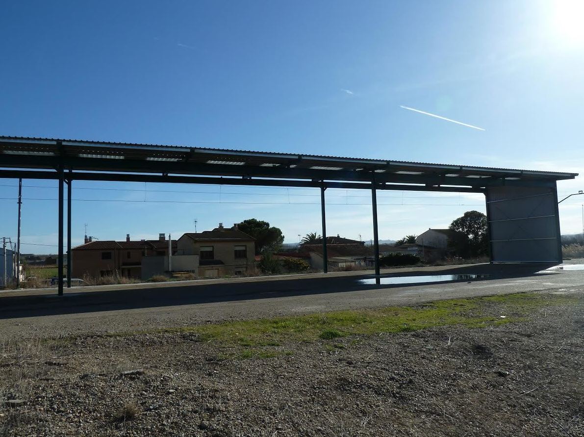 Construcción y rehabilitación de naves: Trabajos de Construcciones Reformas Hermanos Bordetas Construcción y rehabilitación de naves: Trabajos de Construcciones Reformas Hermanos Bordetas