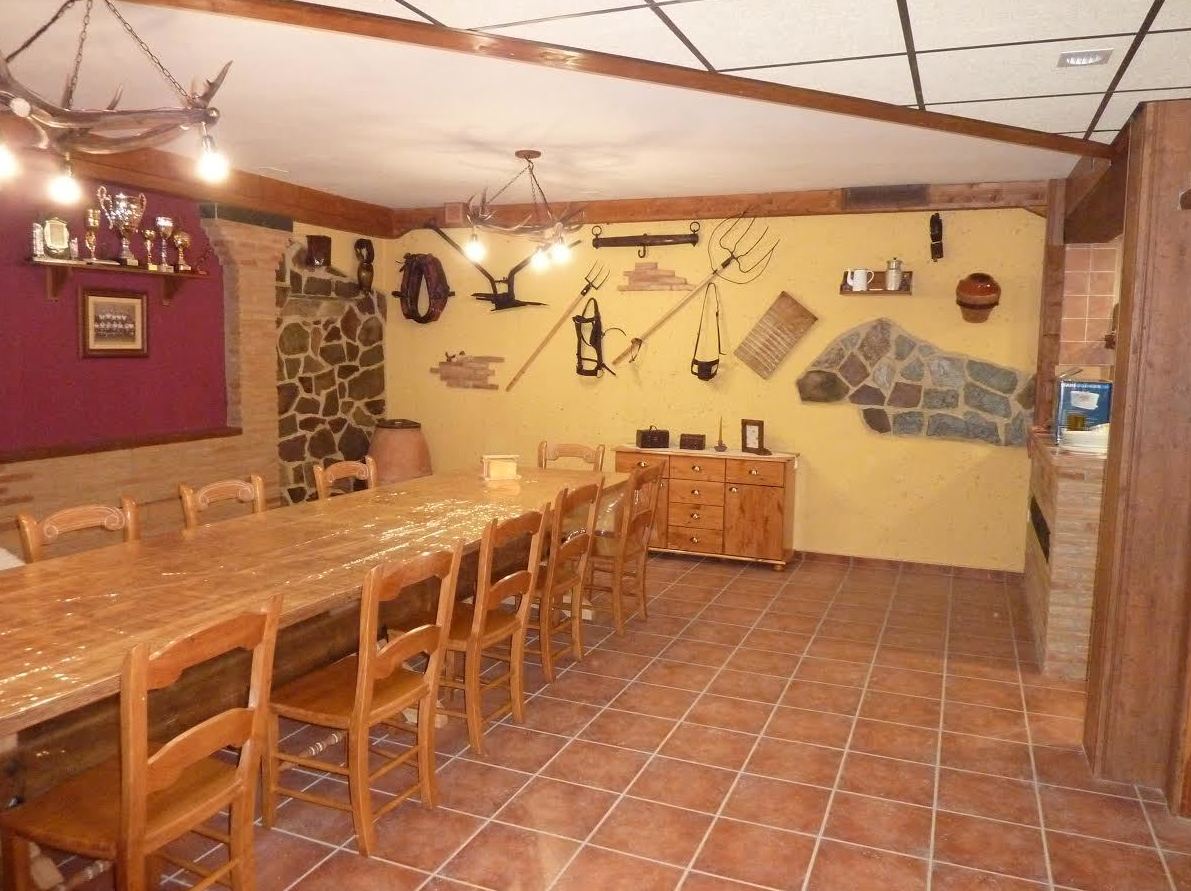 Construcción de bodegas: Trabajos de Construcciones Reformas Hermanos Bordetas Construcción de bodegas: Trabajos de Construcciones Reformas Hermanos Bordetas