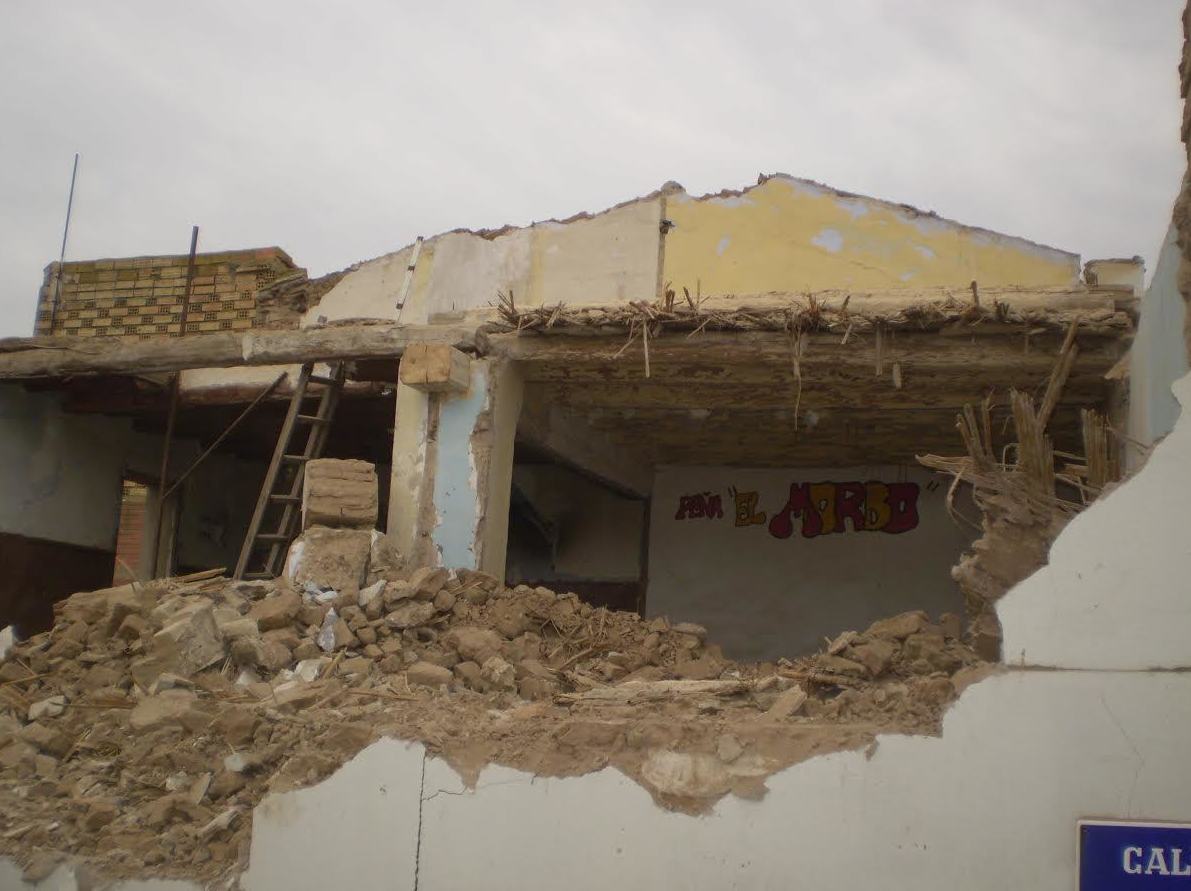 derribos , demoliciones y retirada de escombros derribos , demoliciones y retirada de escombros