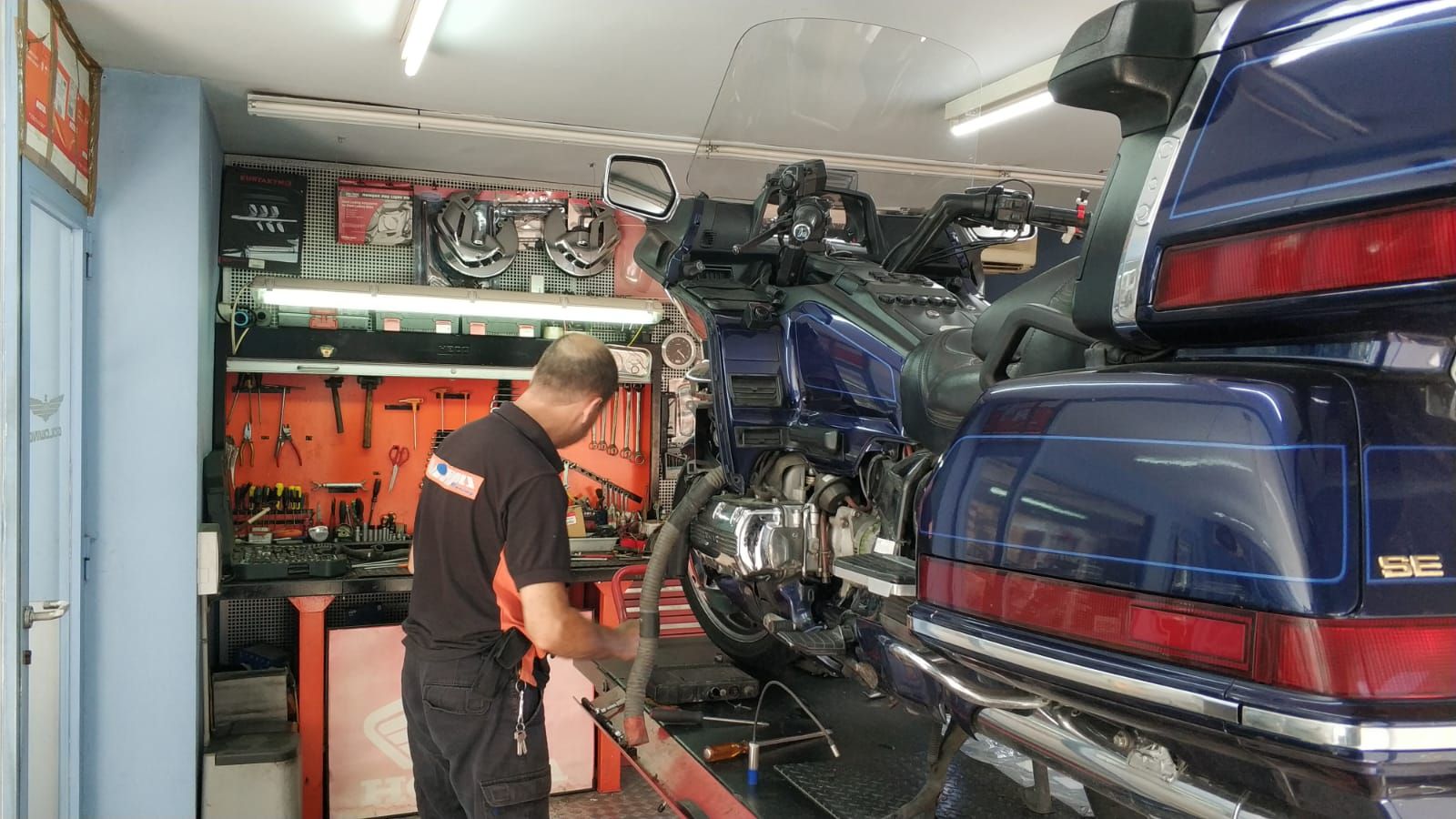 Revisión de motos exprés: Nuestros Servicios de Vir Motos i Viñals Revisión de motos exprés: Nuestros Servicios de Vir Motos i Viñals