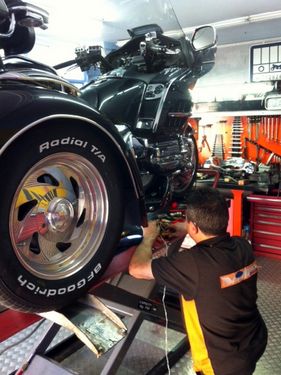 Taller: Nuestros Servicios de Vir Motos i Viñals Taller: Nuestros Servicios de Vir Motos i Viñals