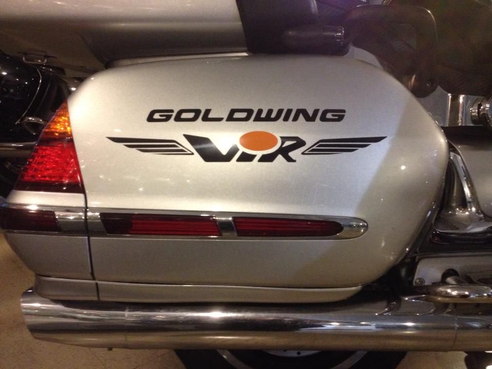 Taller específico Goldwing: Nuestros Servicios de Vir Motos i Viñals Taller específico Goldwing: Nuestros Servicios de Vir Motos i Viñals
