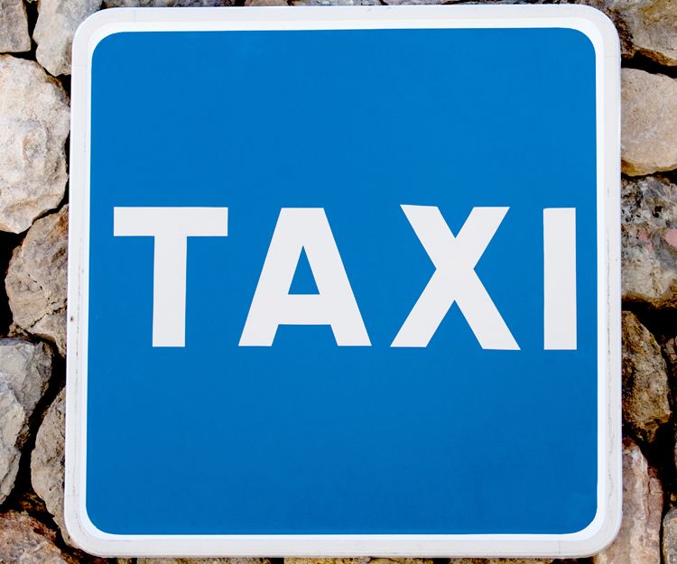 Taxi para fiestas y celebraciones en Vila de Cruces