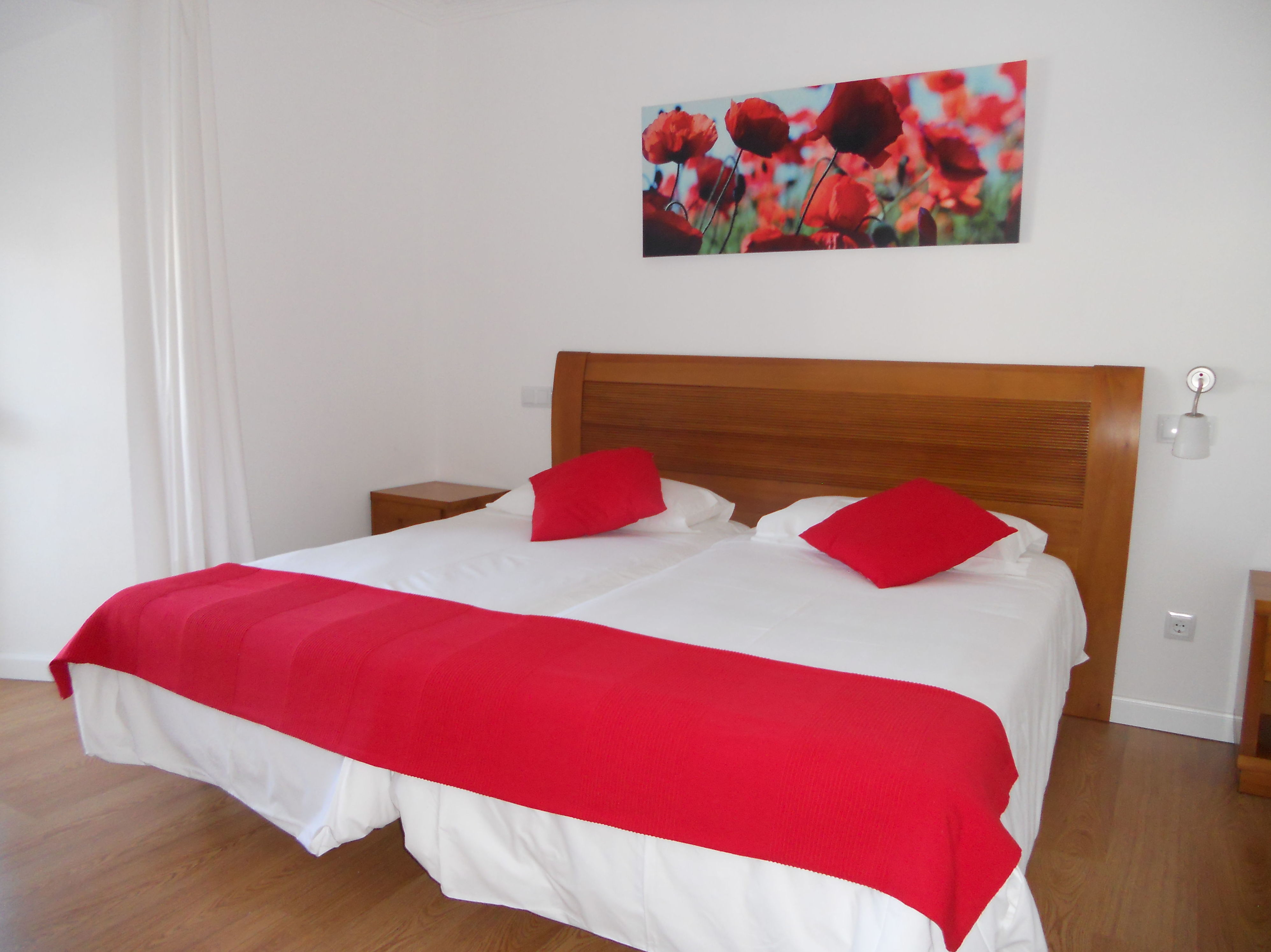 Conozca Nuestro Hostal: Catálogo de Hostal Restaurante Esteras Conozca Nuestro Hostal: Catálogo de Hostal Restaurante Esteras