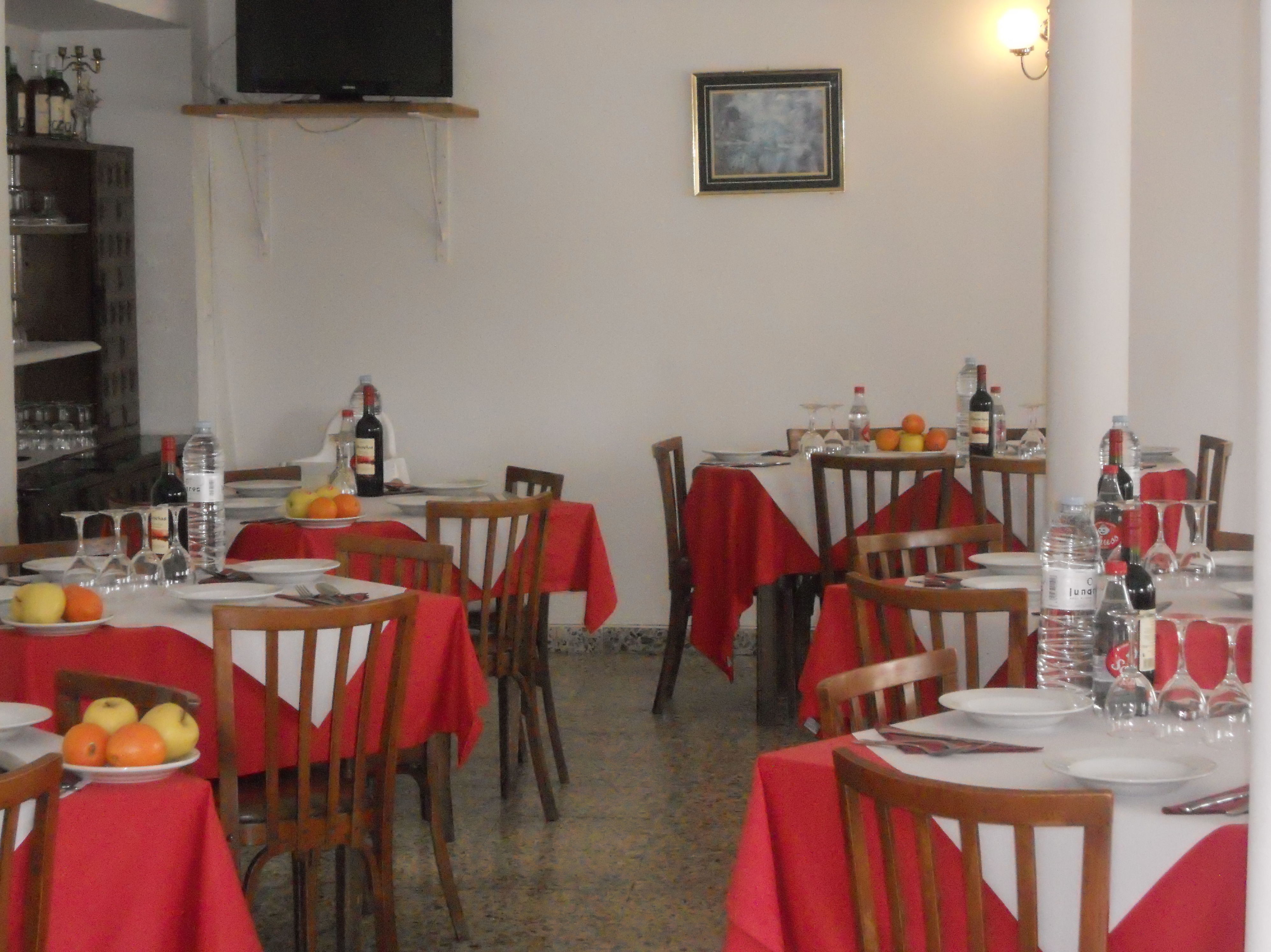 Nuestro Restaurante: Catálogo de Hostal Restaurante Esteras Nuestro Restaurante: Catálogo de Hostal Restaurante Esteras