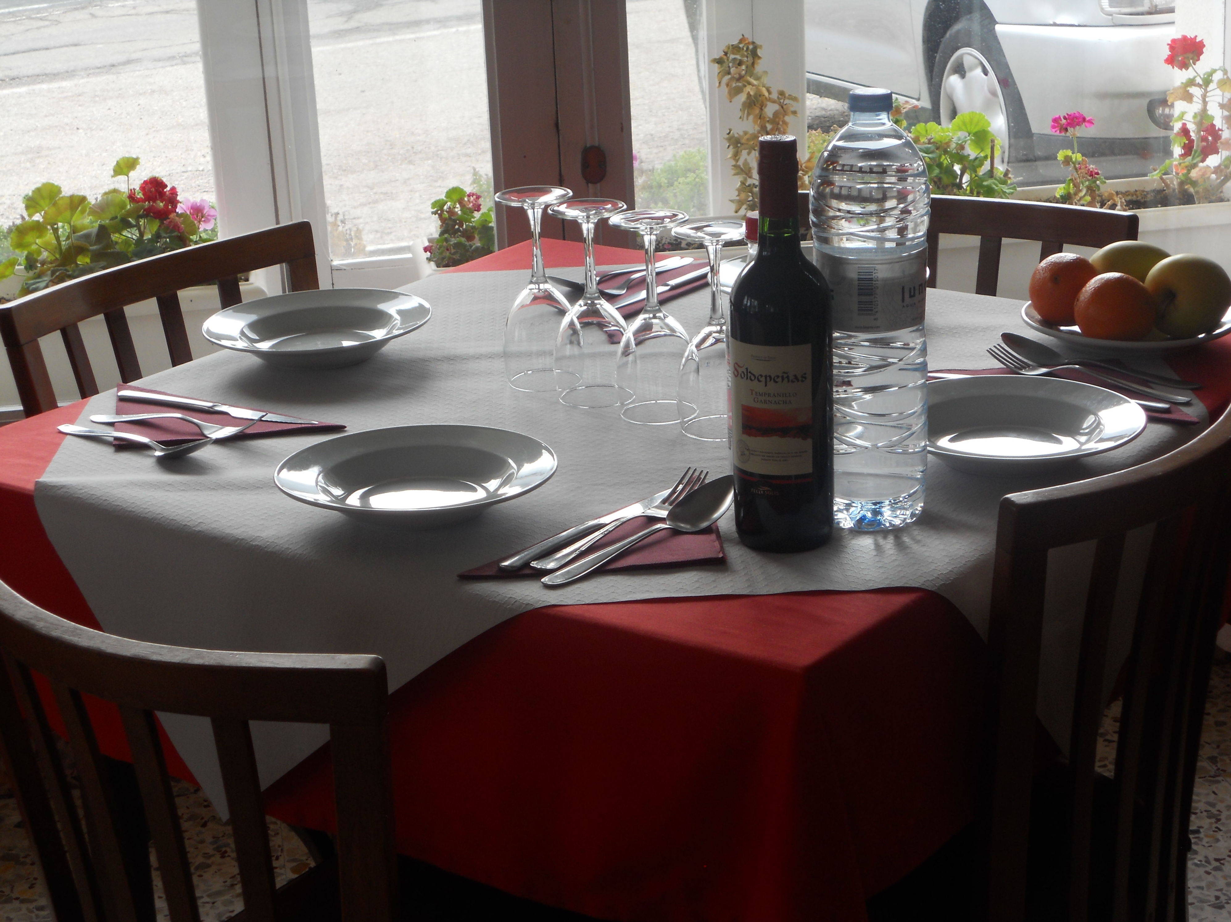 Nuestro Restaurante: Catálogo de Hostal Restaurante Esteras Nuestro Restaurante: Catálogo de Hostal Restaurante Esteras