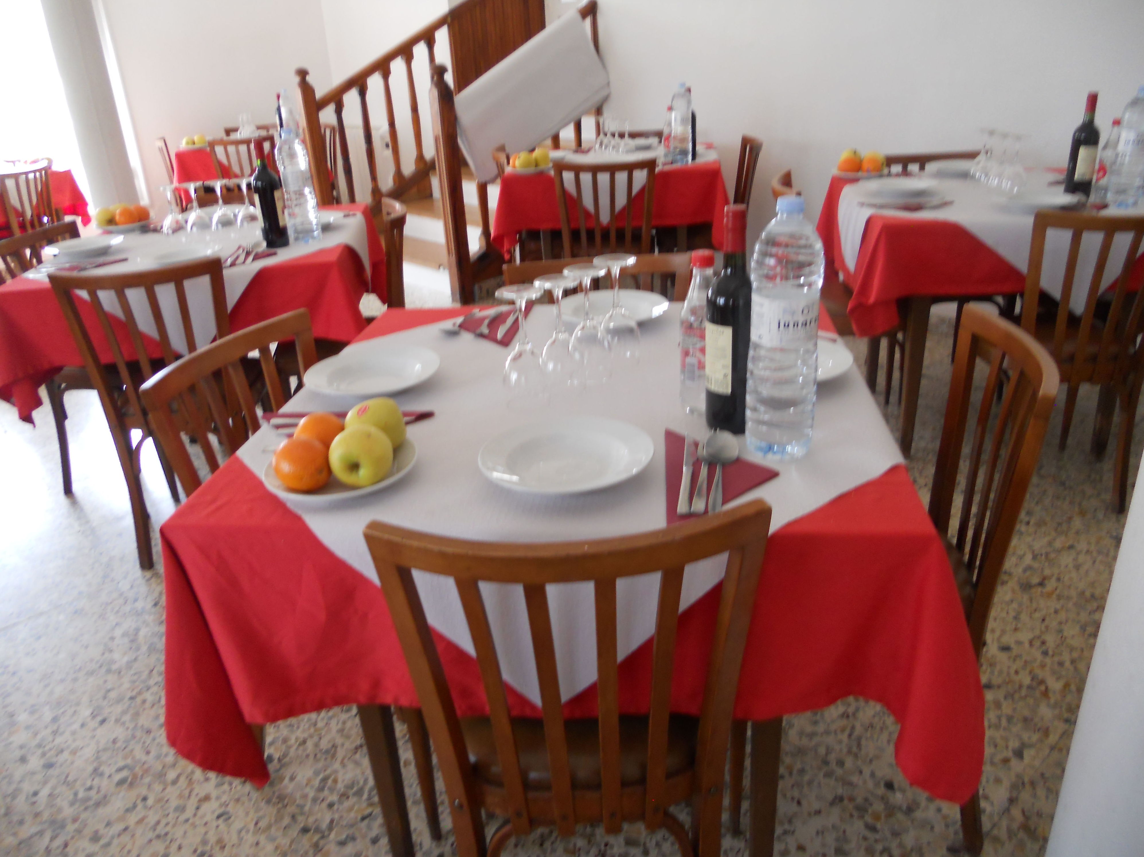 Nuestro Restaurante: Catálogo de Hostal Restaurante Esteras Nuestro Restaurante: Catálogo de Hostal Restaurante Esteras