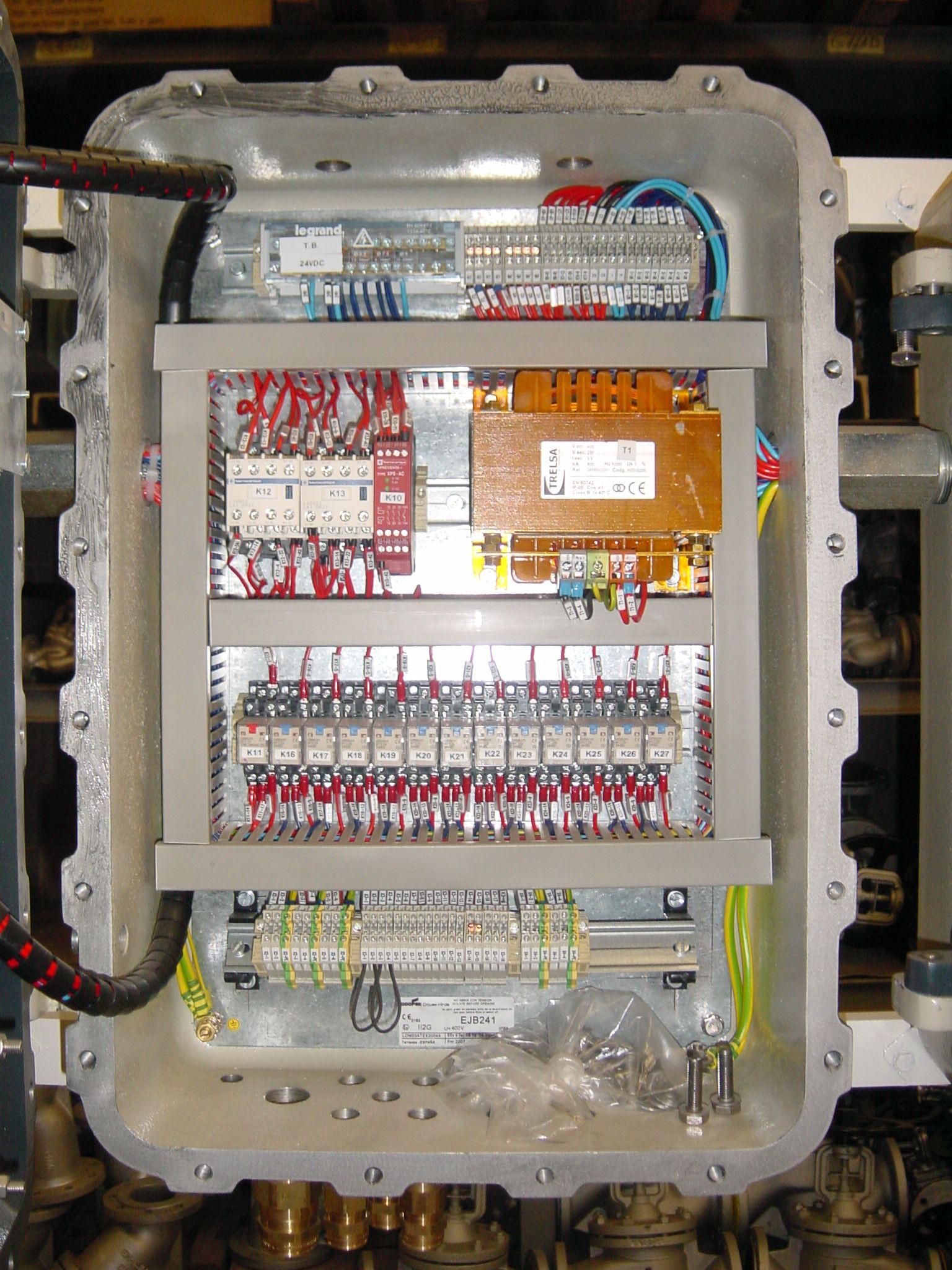 Instalaciones de proceso y baja tensión: Servicios y suministros de ATExControl Instalaciones de proceso y baja tensión: Servicios y suministros de ATExControl