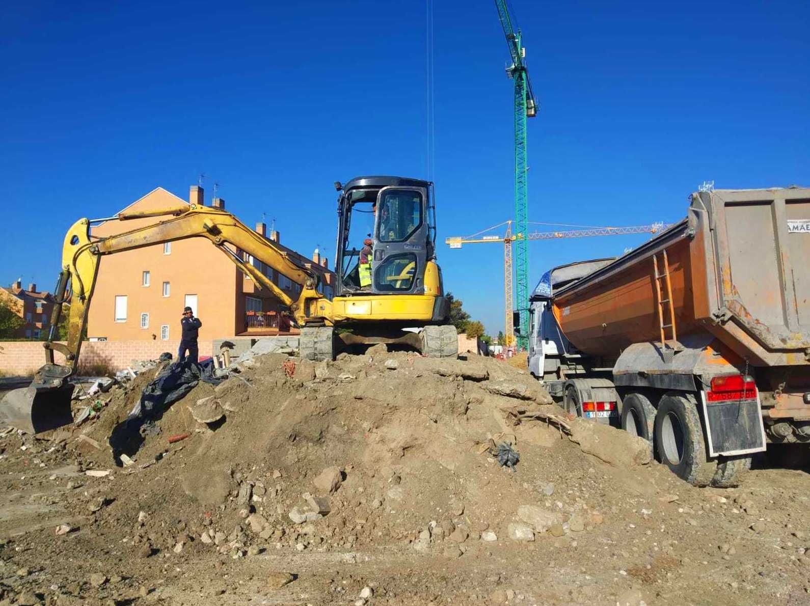 Desbroces, nivelados y vaciados: Servicios de Excavaciones Ragarcap Desbroces, nivelados y vaciados: Servicios de Excavaciones Ragarcap