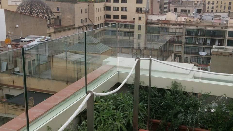 Cerramiento de terrazas en Cerdanyola del Vallès