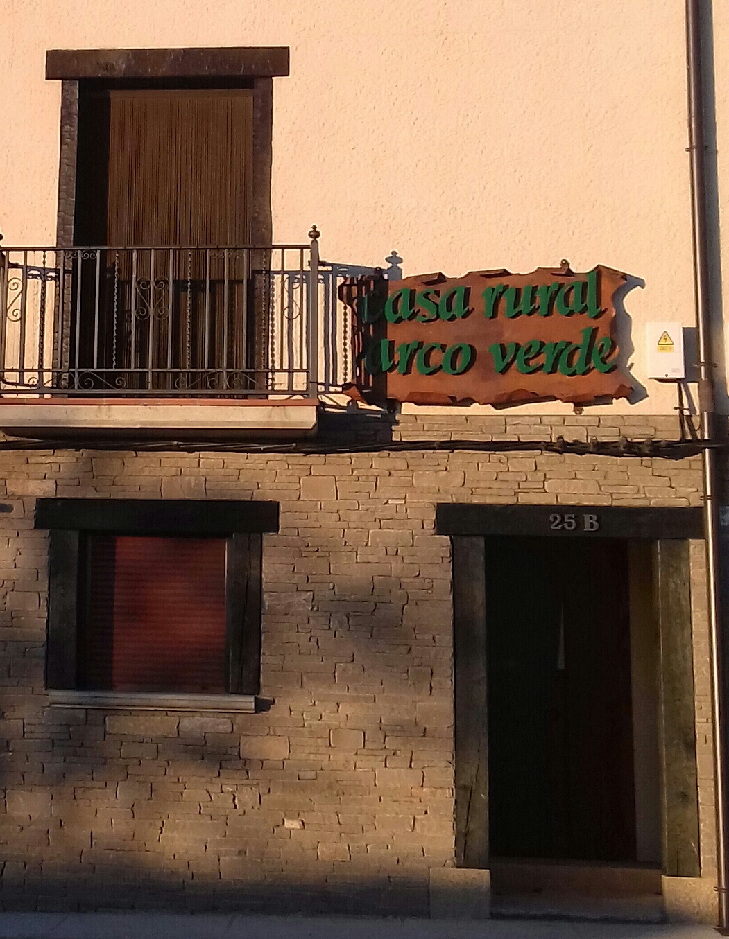 Servicios y horarios: Servicios de La Casa del Arco Verde Servicios y horarios: Servicios de La Casa del Arco Verde
