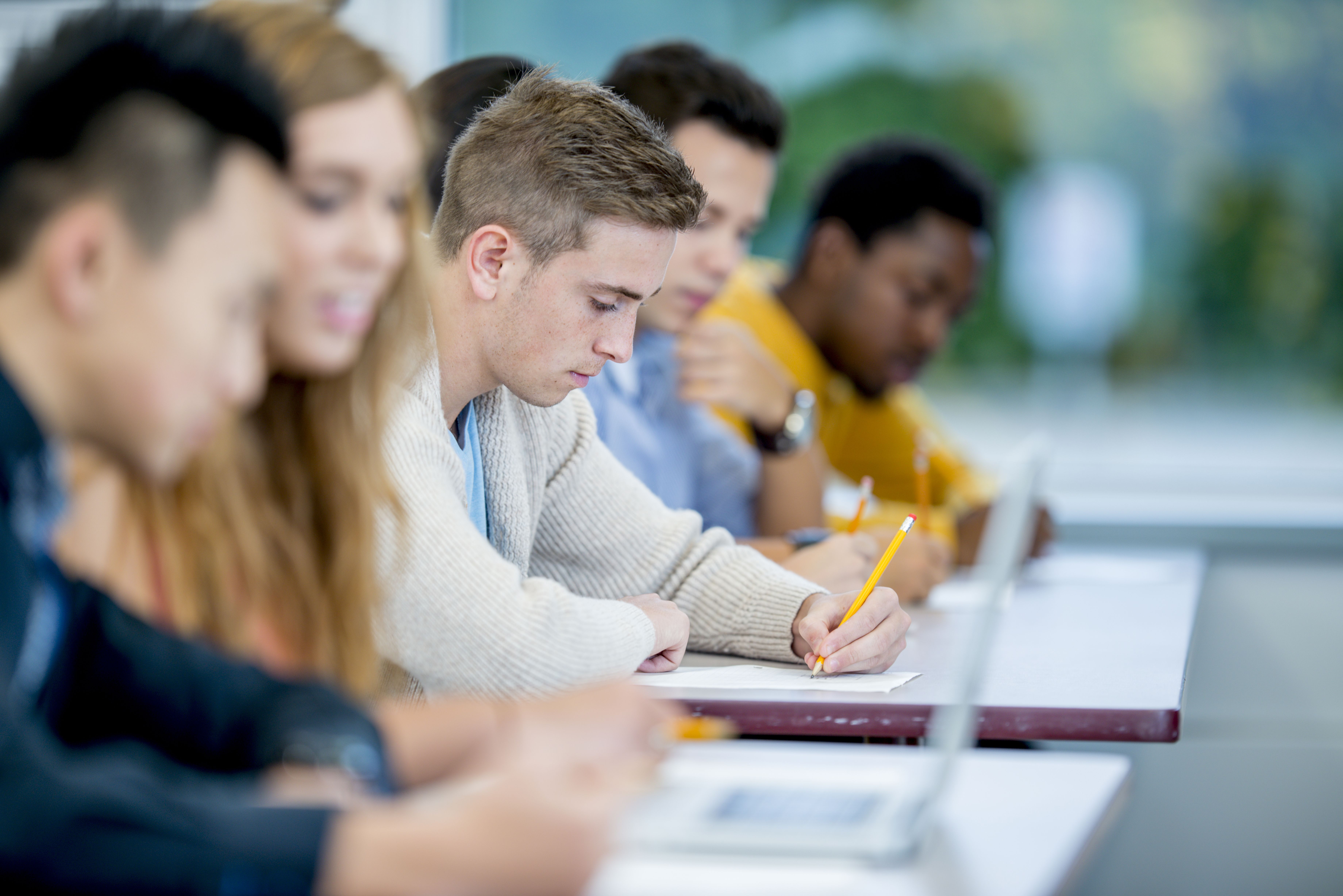 Pruebas de acceso a selectividad: Servicios de ACADEMIA ABRIL Pruebas de acceso a selectividad: Servicios de ACADEMIA ABRIL