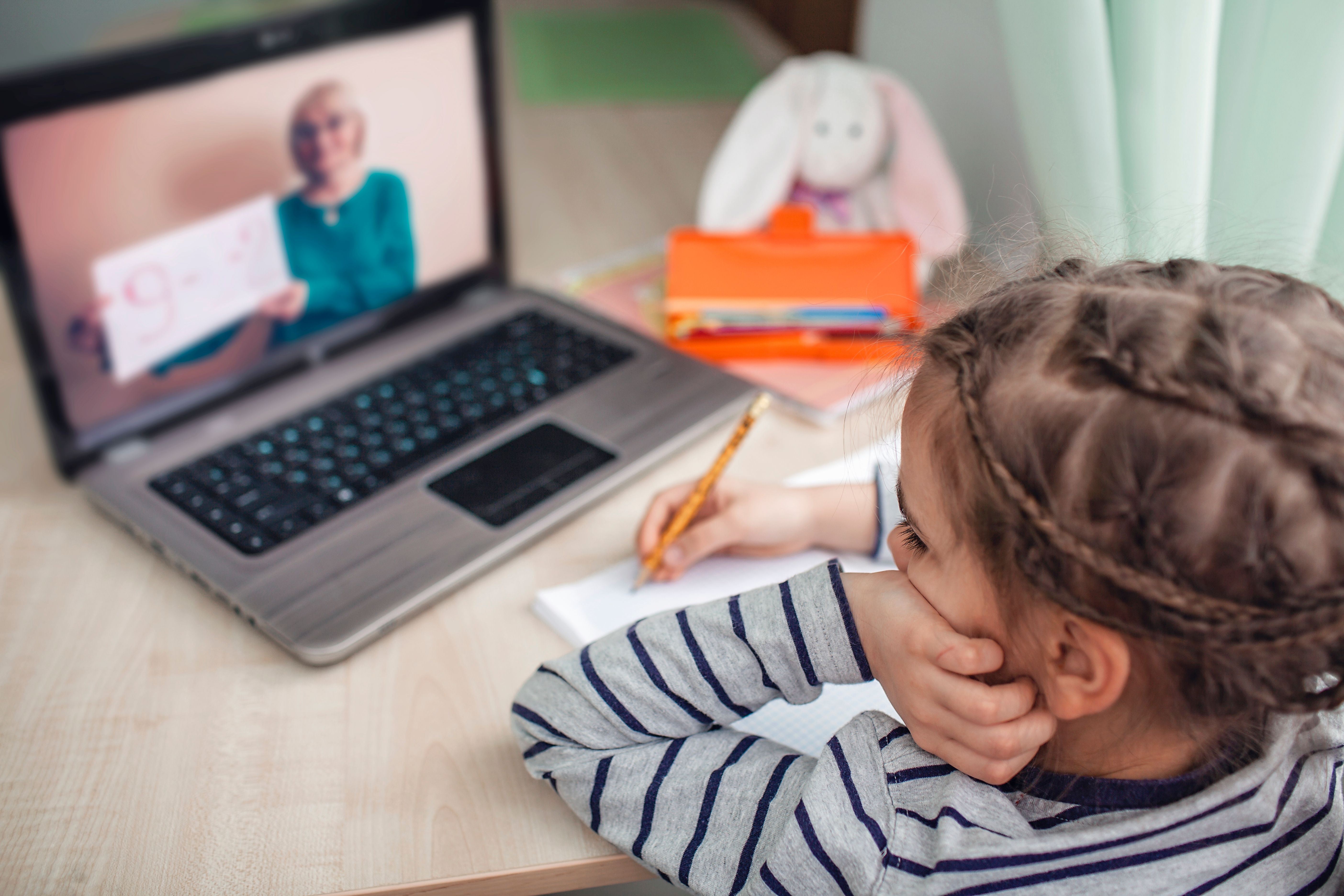 Clases online de apoyo escolar: Servicios de ACADEMIA ABRIL Clases online de apoyo escolar: Servicios de ACADEMIA ABRIL