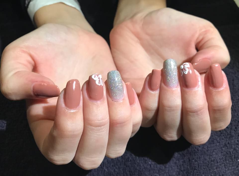 Manicura: Servicios de Isabel Piñero Estilistas Unisex Manicura: Servicios de Isabel Piñero Estilistas Unisex