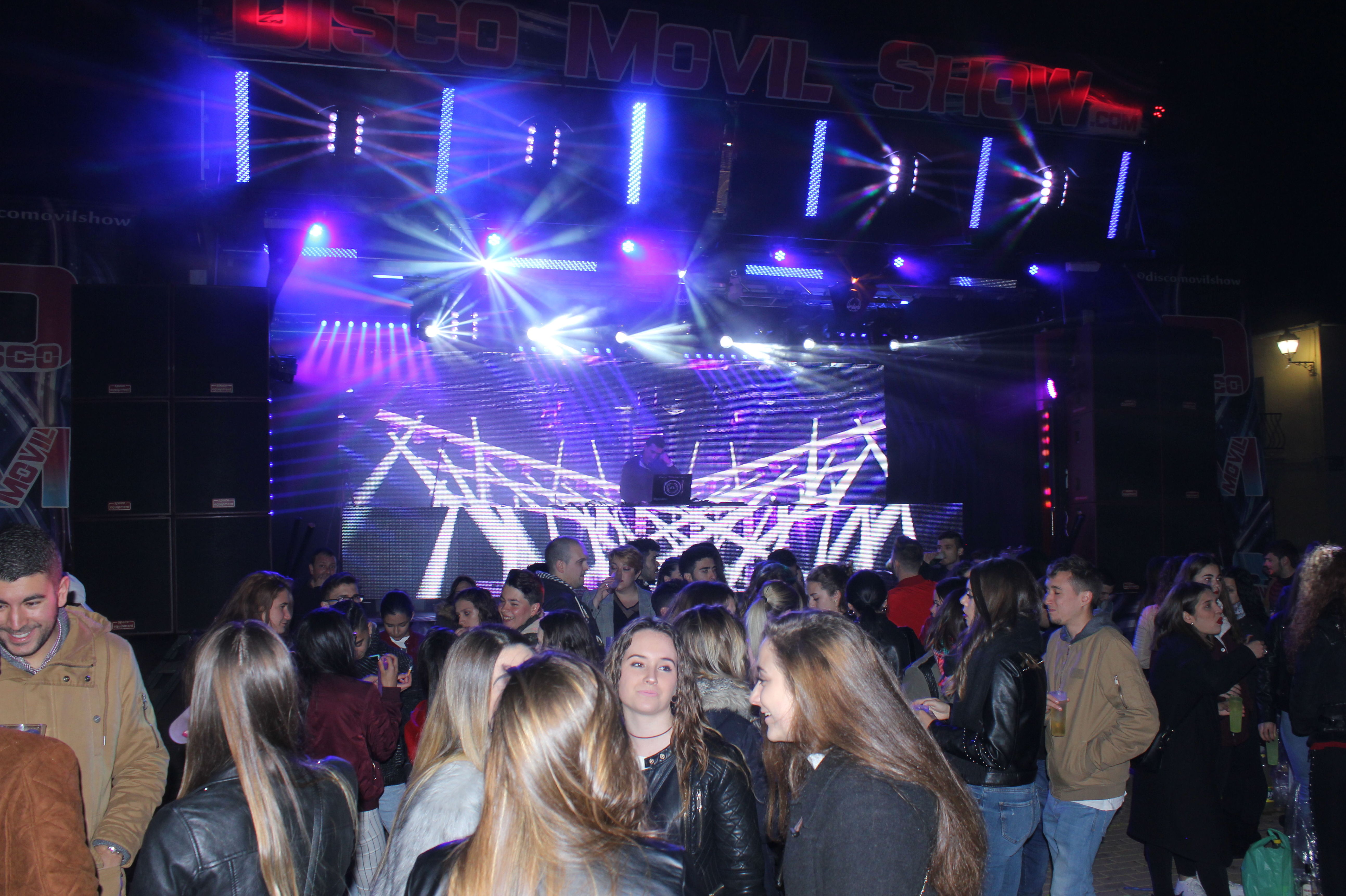 Macro Disco: Servicios de Disco Móvil Show Macro Disco: Servicios de Disco Móvil Show