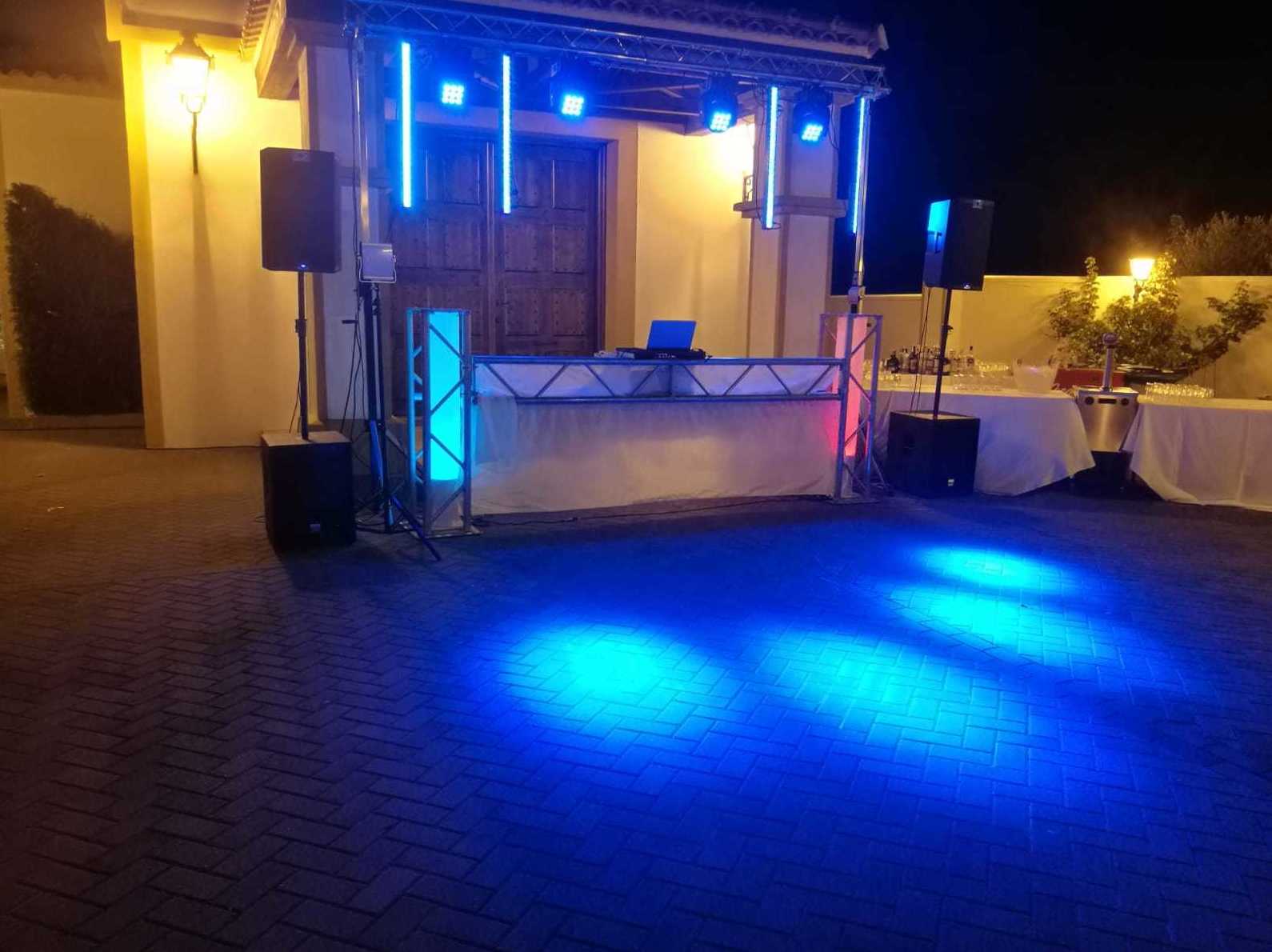Baile Nupcial y discoteca: Servicios de Disco Móvil Show Baile Nupcial y discoteca: Servicios de Disco Móvil Show