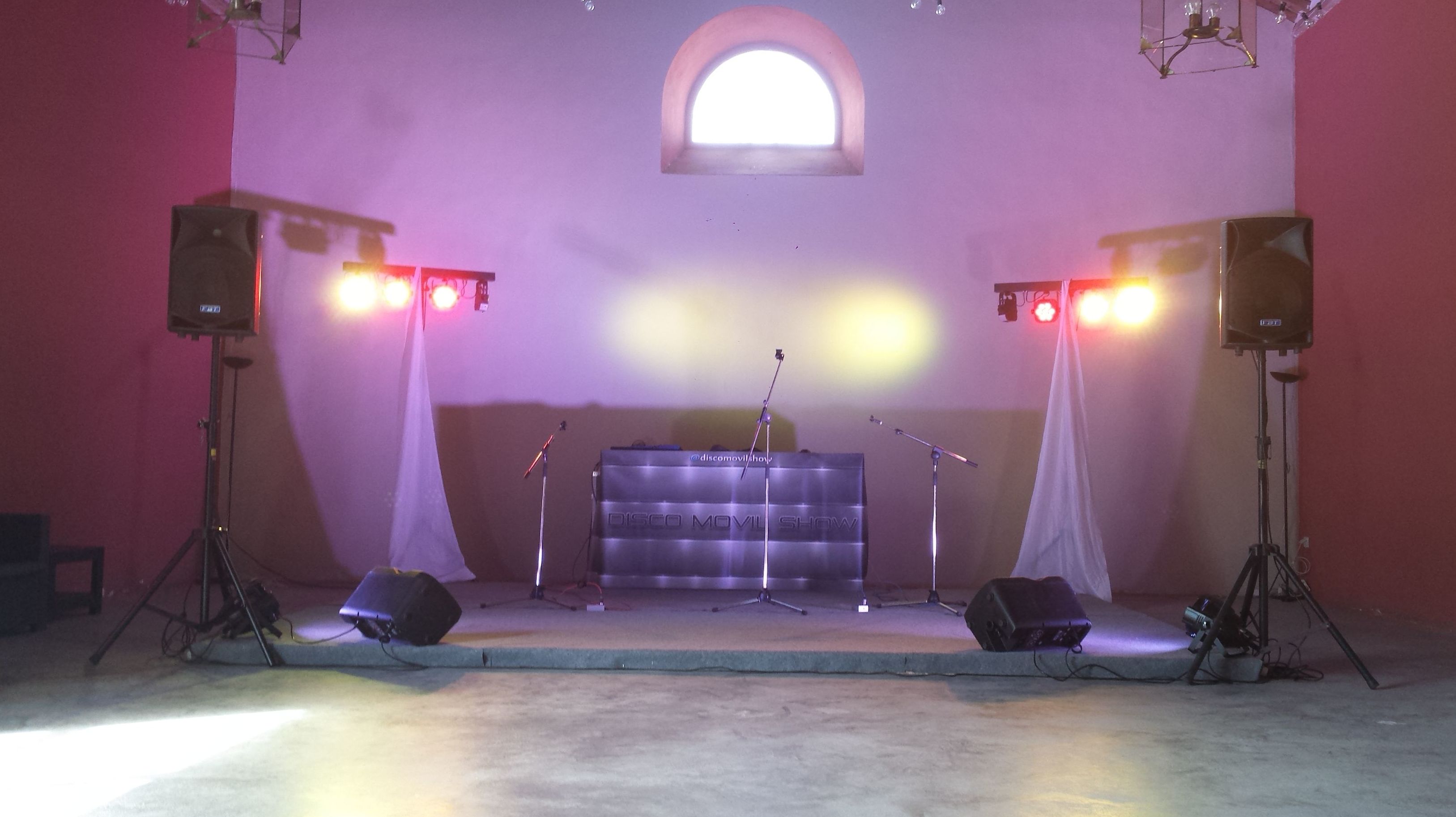 Baile Nupcial y discoteca: Servicios de Disco Móvil Show Baile Nupcial y discoteca: Servicios de Disco Móvil Show