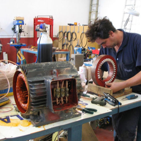 Maquinaria eléctrica: Servicios y Productos de Bobinados Las Quemadas S.C.A. Maquinaria eléctrica: Servicios y Productos de Bobinados Las Quemadas S.C.A.