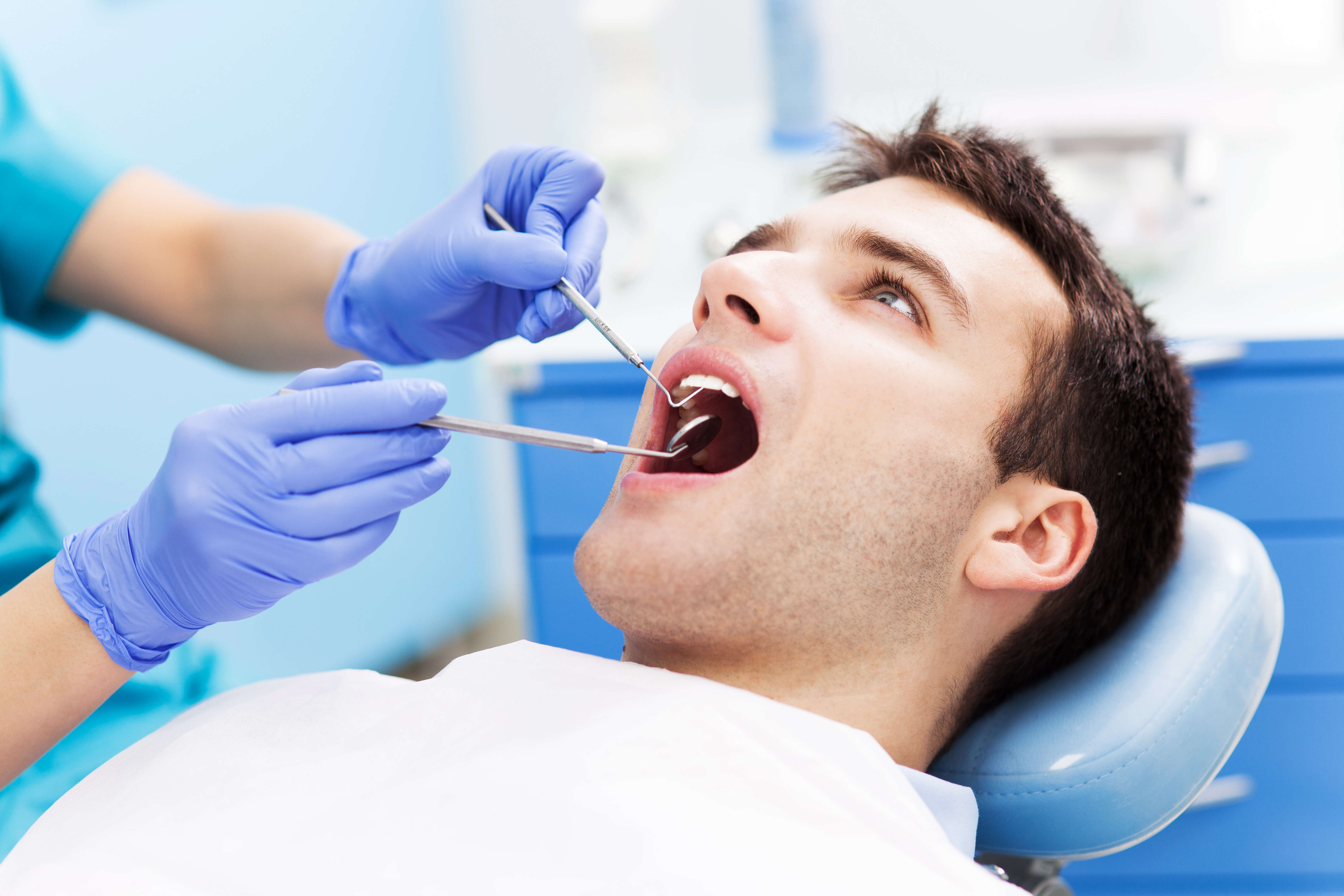 Cirugía dental: Tratamientos de Clínica Dental Del Valle Cirugía dental: Tratamientos de Clínica Dental Del Valle