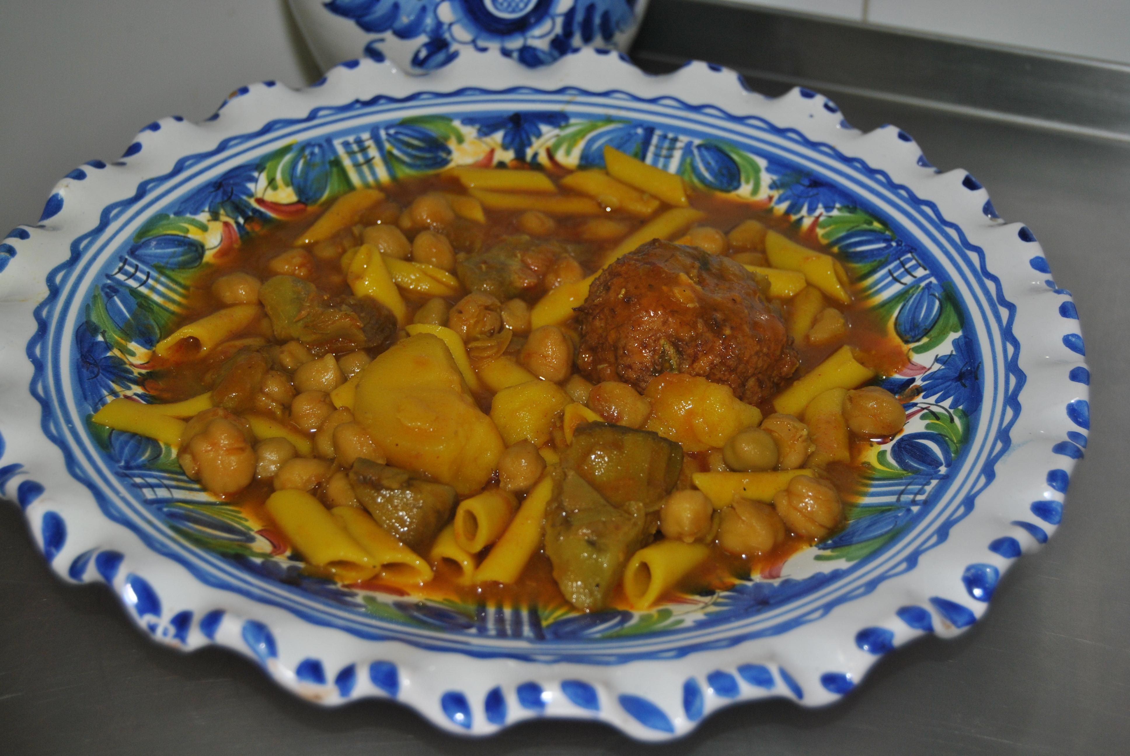 1 Potaje de Alcachofas con Albondiga de Bacalao.: Menú, Martes 5 Diciembre. de La Olla 1 Potaje de Alcachofas con Albondiga de Bacalao.: Menú, Martes 5 Diciembre. de La Olla