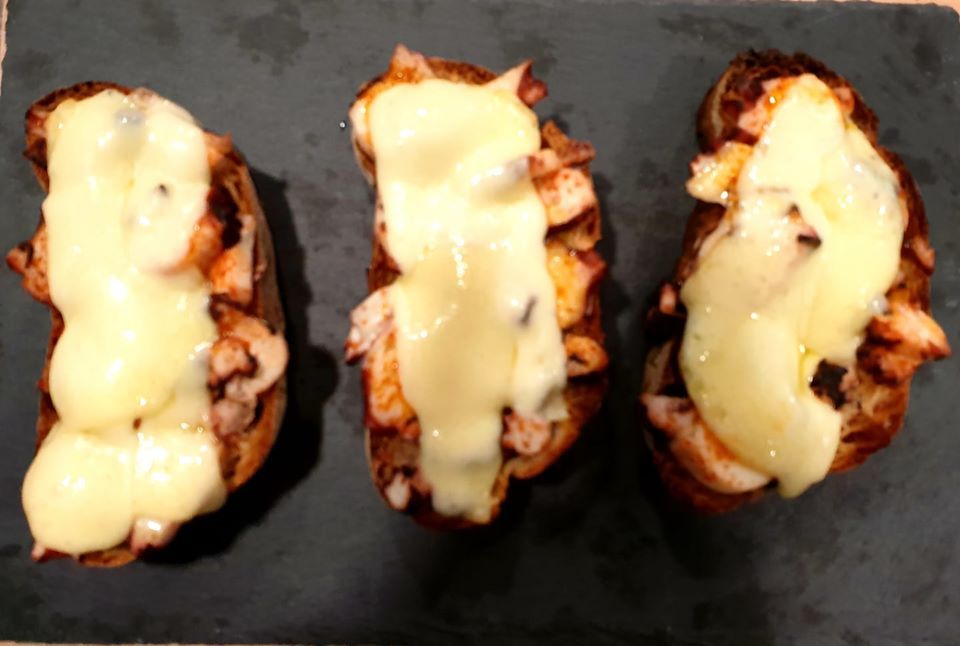 Tostas: Nuestra Carta de Restaurante Remy Tostas: Nuestra Carta de Restaurante Remy