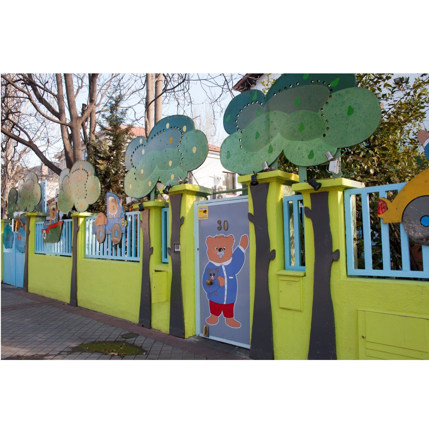 Otros servicios: Servicios de Escuela Infantil Osobuco Otros servicios: Servicios de Escuela Infantil Osobuco