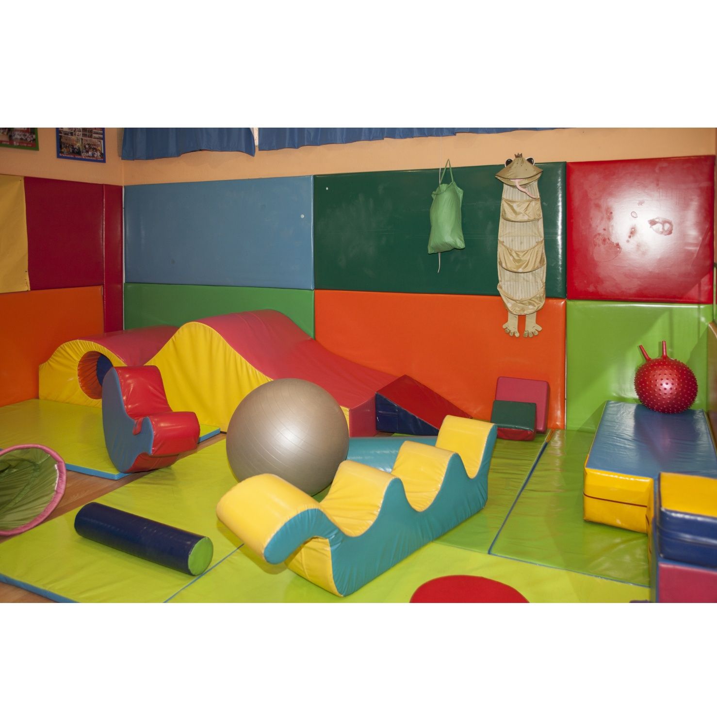 Psicomotricidad infantil y baby yoga: Servicios de Escuela Infantil Osobuco Psicomotricidad infantil y baby yoga: Servicios de Escuela Infantil Osobuco