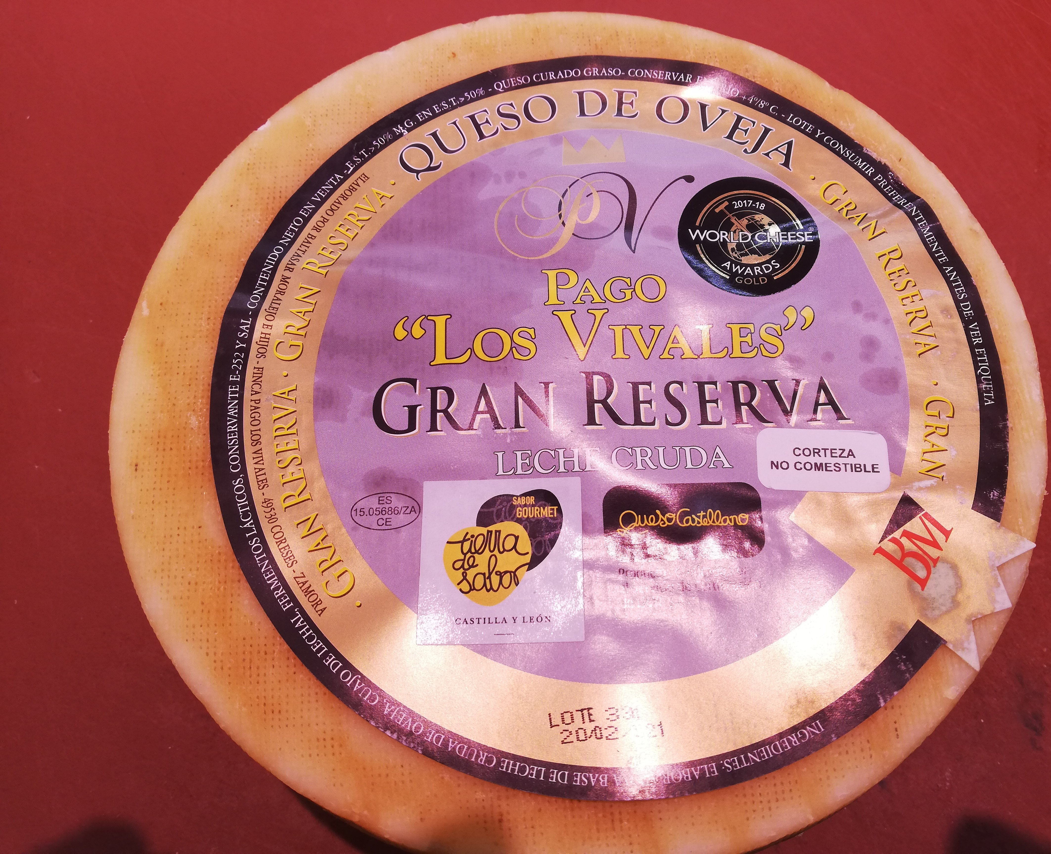 Queso Pago Los Vivales Gran Reserva 16 meses: Productos de Carnicería y Charcuterías Lucas Queso Pago Los Vivales Gran Reserva 16 meses: Productos de Carnicería y Charcuterías Lucas