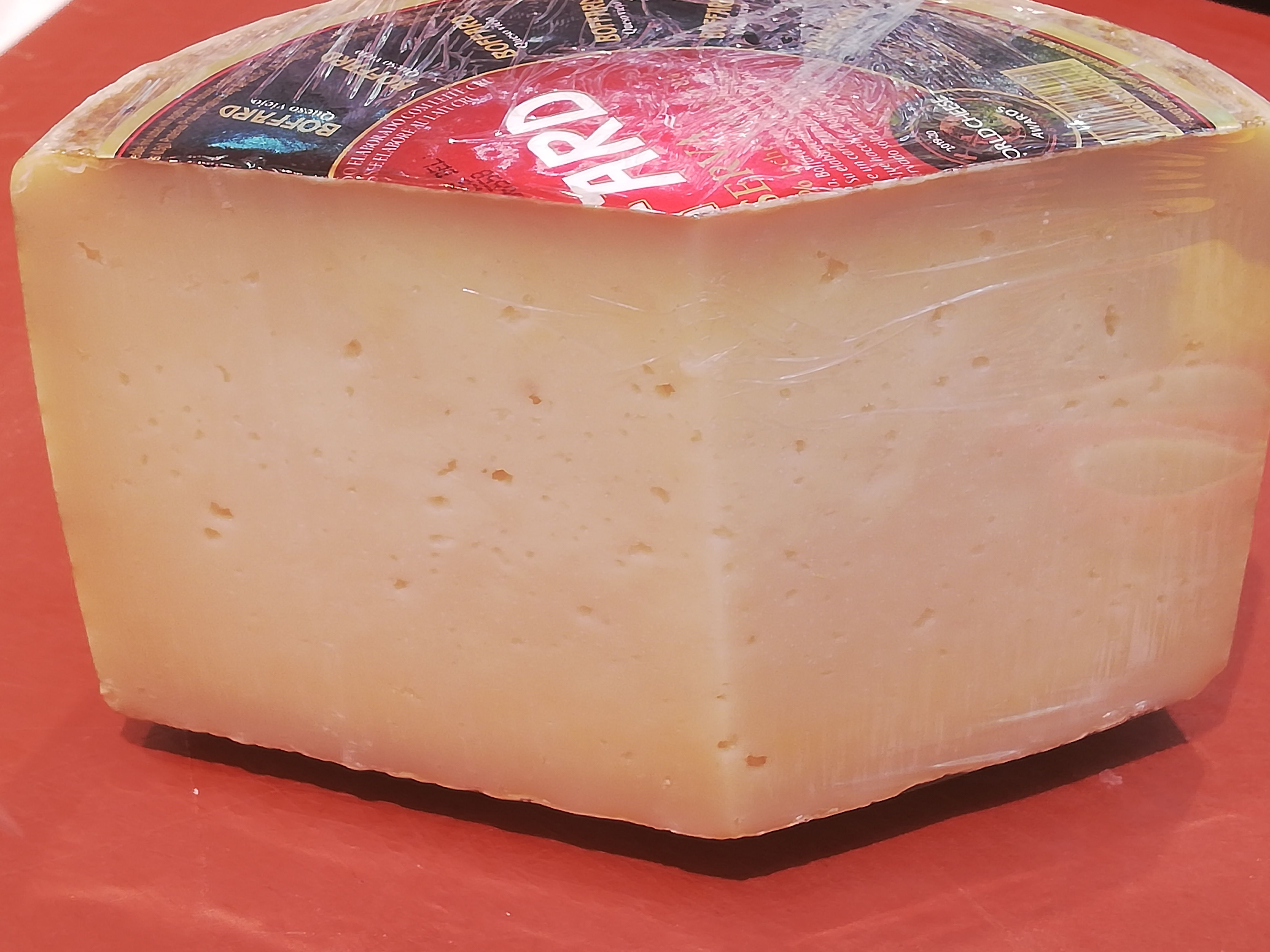 Queso Boffard Reserva: Productos de Carnicería y Charcuterías Lucas Queso Boffard Reserva: Productos de Carnicería y Charcuterías Lucas