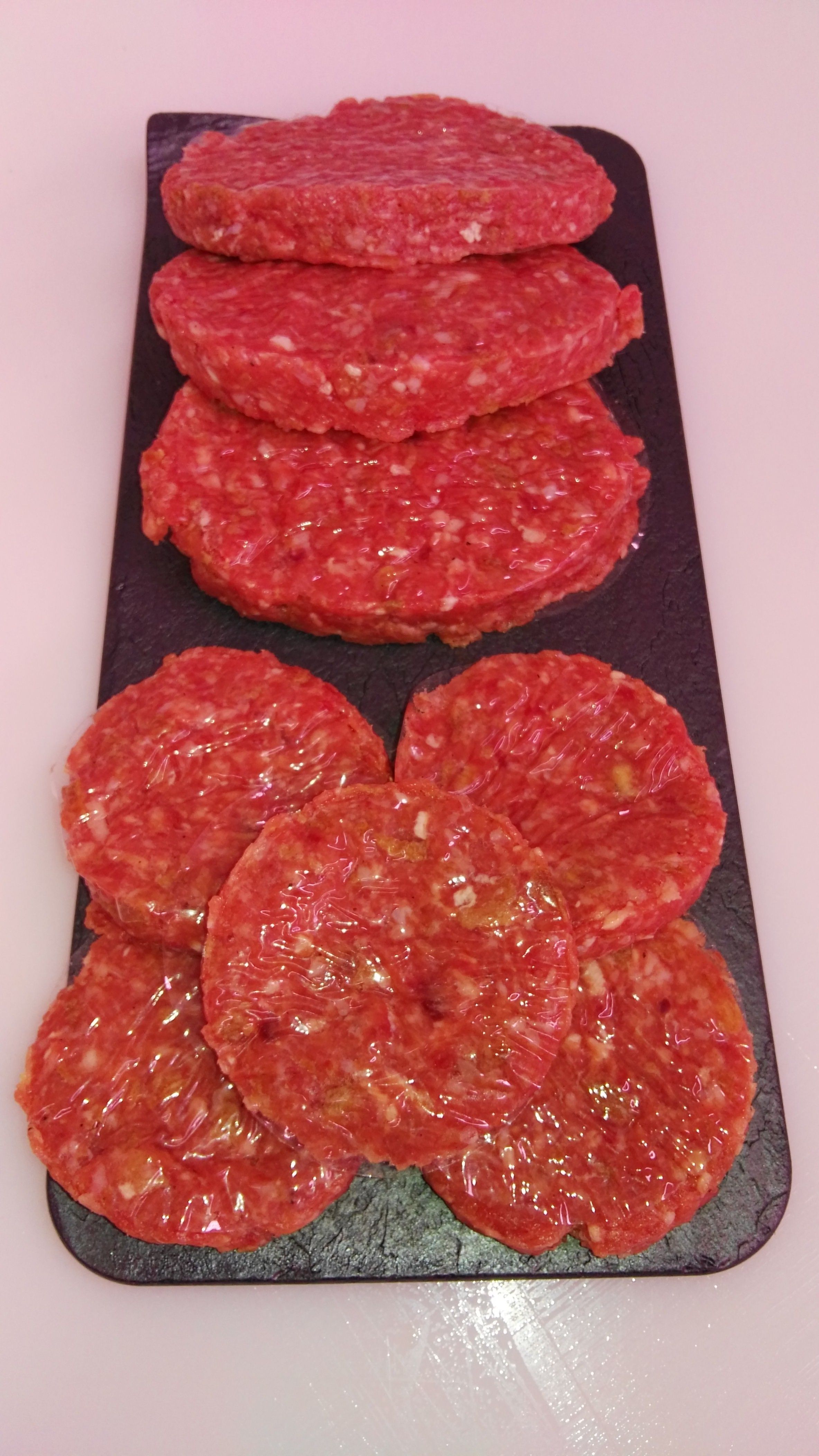 Burguer caseras: Productos de Carnicería y Charcuterías Lucas Burguer caseras: Productos de Carnicería y Charcuterías Lucas