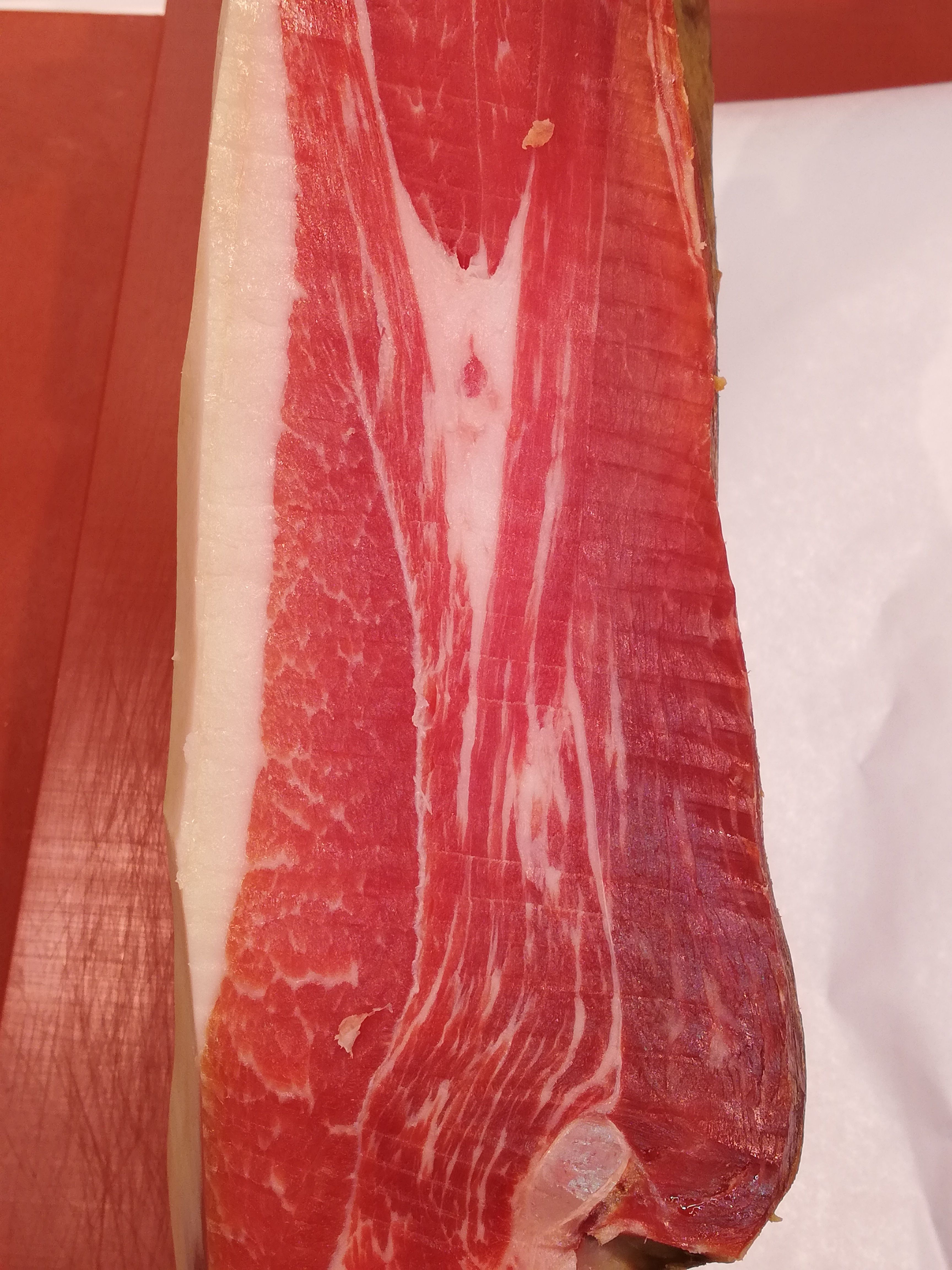 Jamón Duroc por piezas: Productos de Carnicería y Charcuterías Lucas Jamón Duroc por piezas: Productos de Carnicería y Charcuterías Lucas