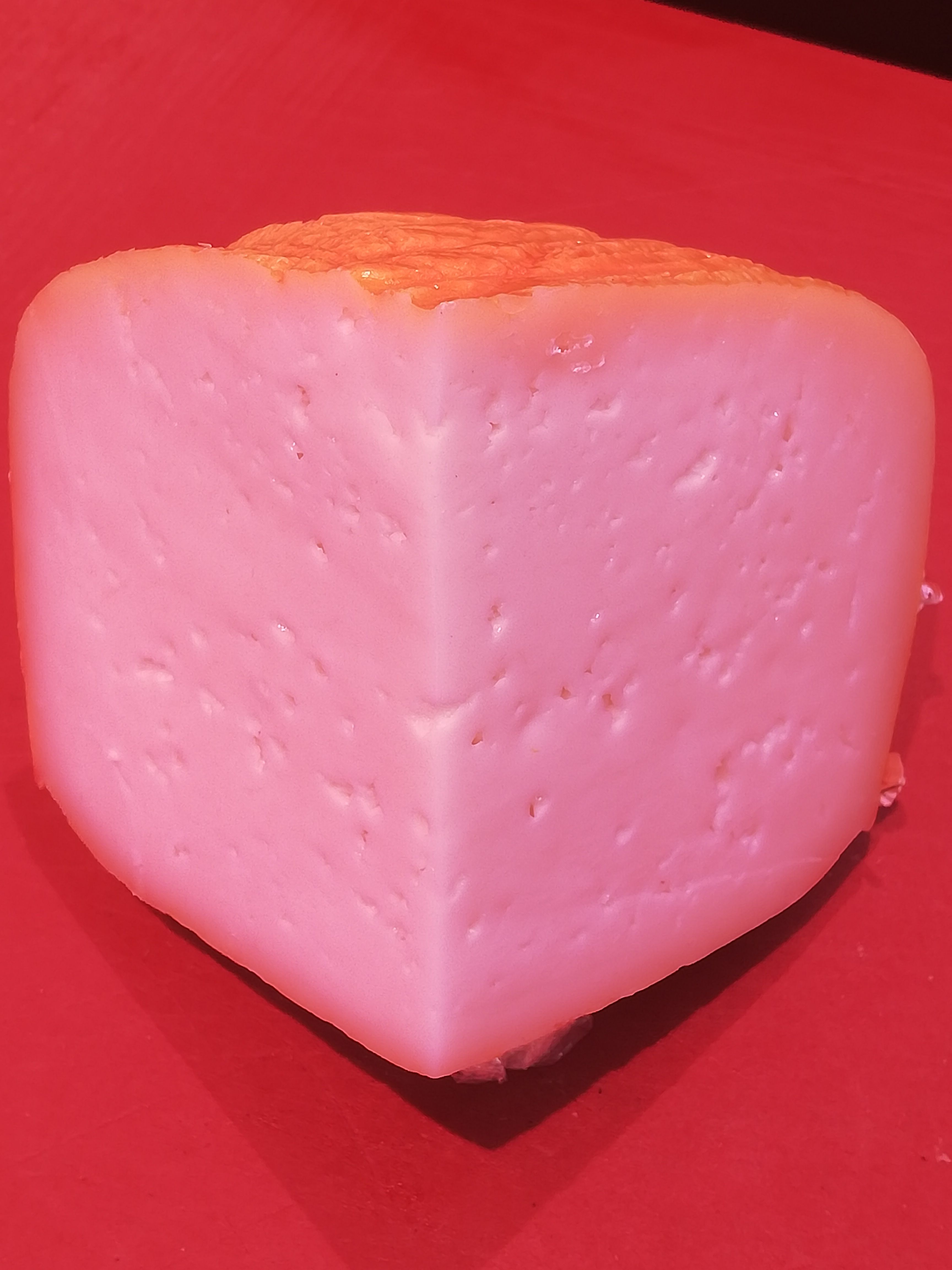 Queso de cabra bajo en sal: Productos de Carnicería y Charcuterías Lucas Queso de cabra bajo en sal: Productos de Carnicería y Charcuterías Lucas