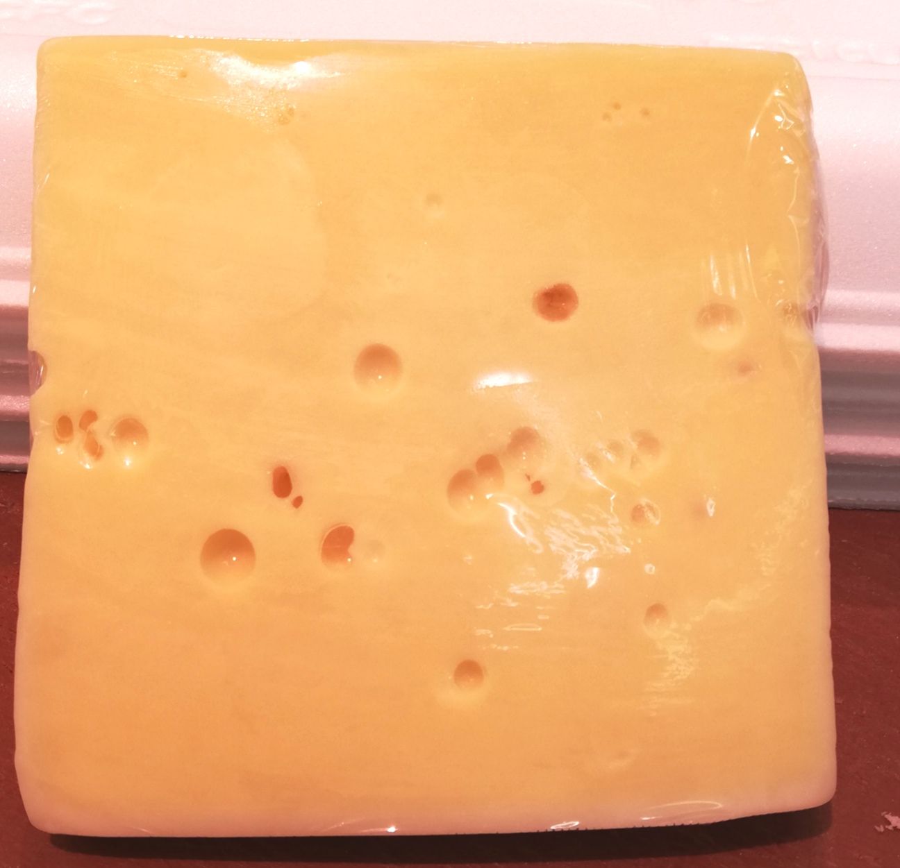 Queso Emmental: Productos de Carnicería y Charcuterías Lucas Queso Emmental: Productos de Carnicería y Charcuterías Lucas